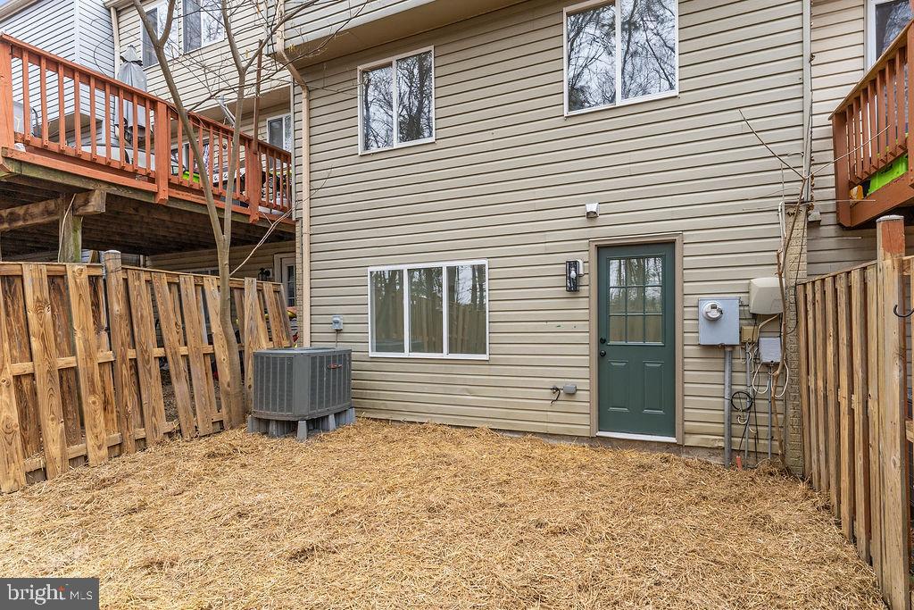 14743 WINDING LOOP, WOODBRIDGE, Virginia 22191, 3 Bedrooms Bedrooms, ,3 BathroomsBathrooms,Residential,For sale,14743 WINDING LOOP,VAPW2110158 MLS # VAPW2110158