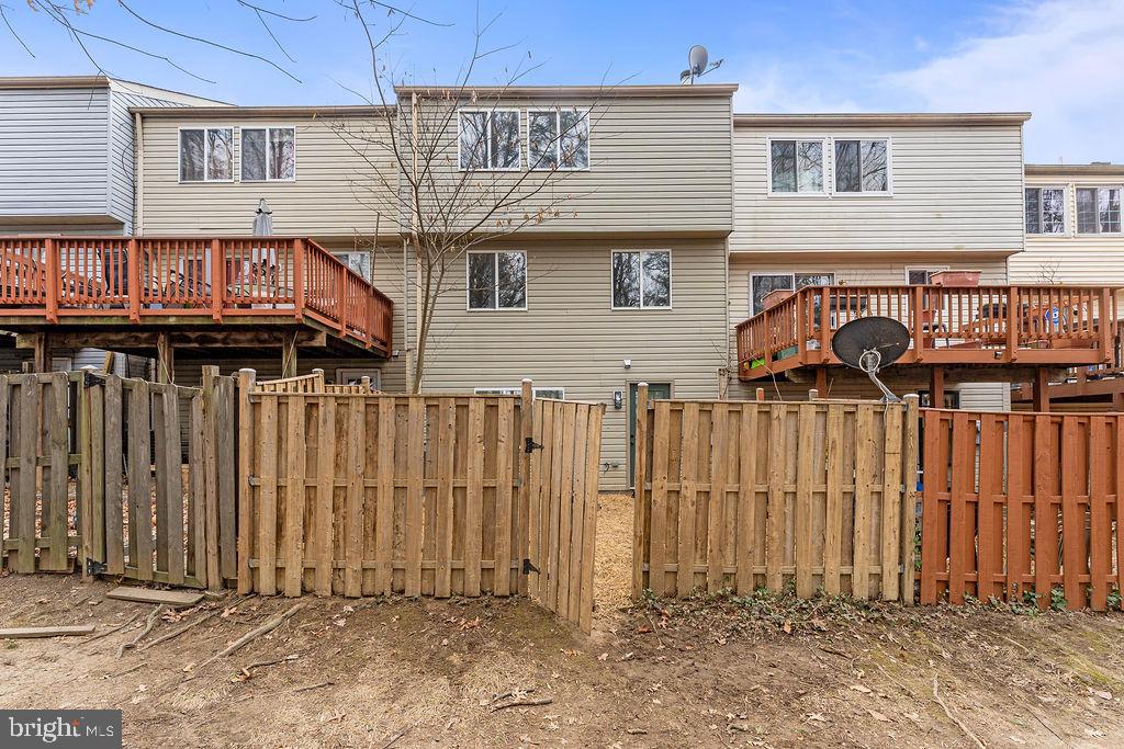 14743 WINDING LOOP, WOODBRIDGE, Virginia 22191, 3 Bedrooms Bedrooms, ,3 BathroomsBathrooms,Residential,For sale,14743 WINDING LOOP,VAPW2110158 MLS # VAPW2110158