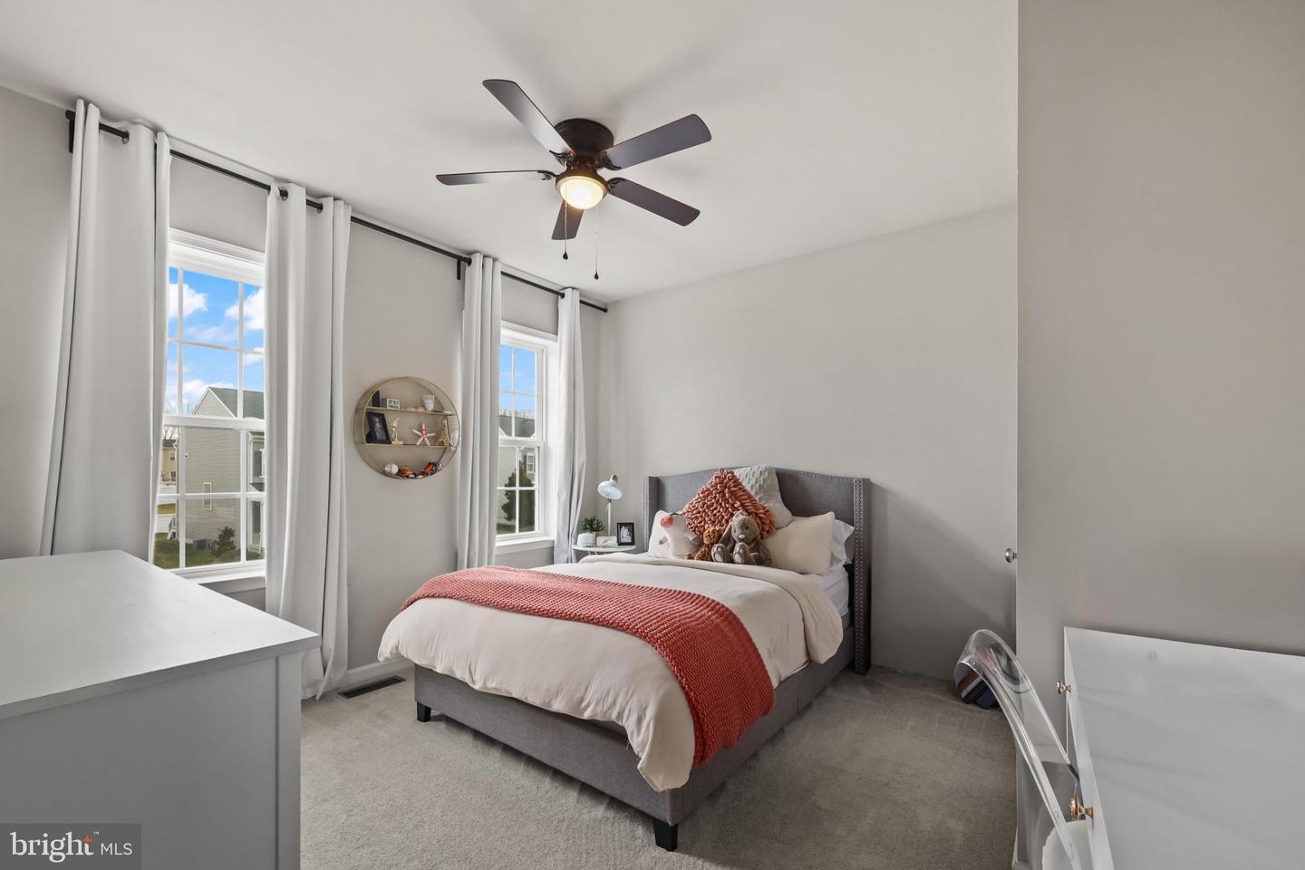 10351 SPRING IRIS DR, BRISTOW, Virginia 20136, 4 Bedrooms Bedrooms, 19 Rooms Rooms,2 BathroomsBathrooms,Residential,For sale,10351 SPRING IRIS DR,VAPW2110170 MLS # VAPW2110170