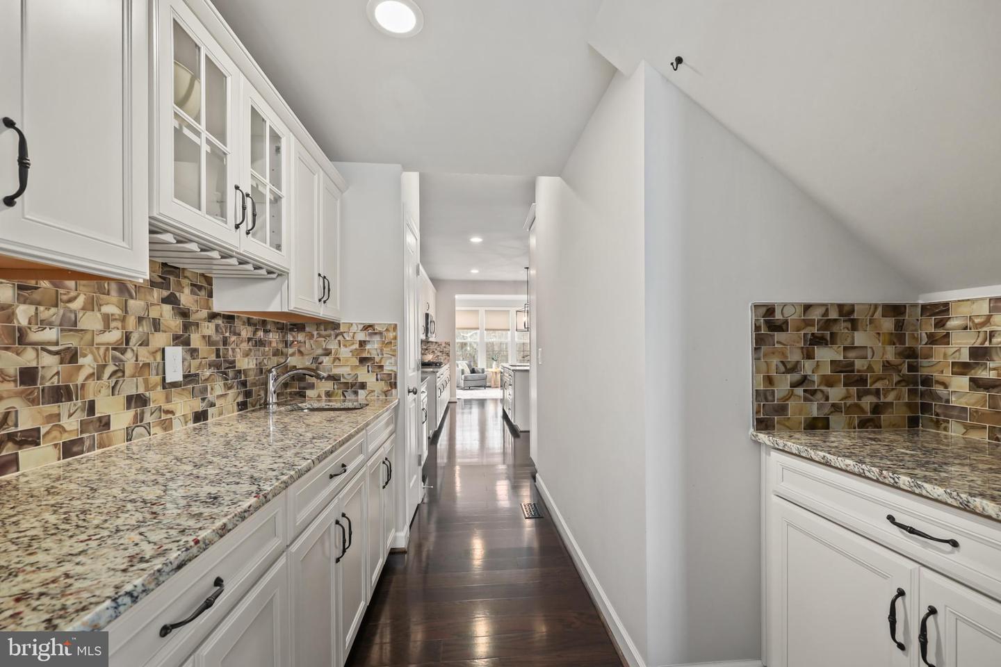 10351 SPRING IRIS DR, BRISTOW, Virginia 20136, 4 Bedrooms Bedrooms, 19 Rooms Rooms,2 BathroomsBathrooms,Residential,For sale,10351 SPRING IRIS DR,VAPW2110170 MLS # VAPW2110170