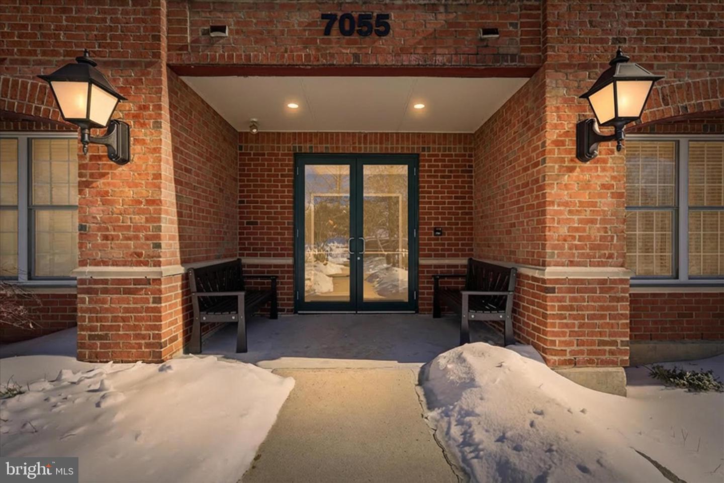 7055 HERITAGE HUNT DR #311, GAINESVILLE, Virginia 20155, 2 Bedrooms Bedrooms, ,2 BathroomsBathrooms,Residential,For sale,7055 HERITAGE HUNT DR #311,VAPW2110212 MLS # VAPW2110212