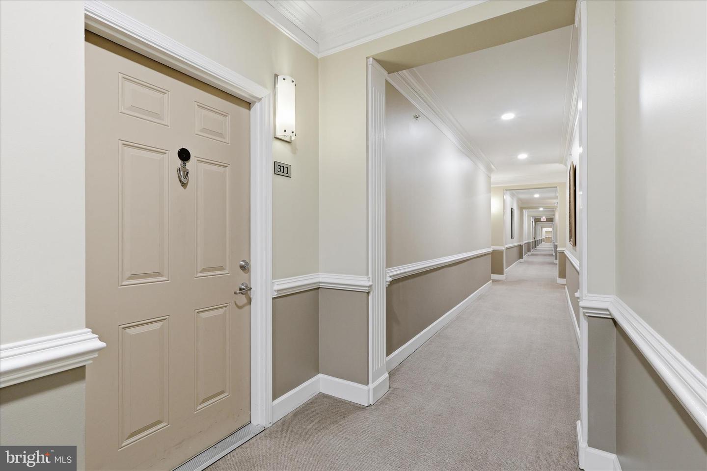 7055 HERITAGE HUNT DR #311, GAINESVILLE, Virginia 20155, 2 Bedrooms Bedrooms, ,2 BathroomsBathrooms,Residential,For sale,7055 HERITAGE HUNT DR #311,VAPW2110212 MLS # VAPW2110212