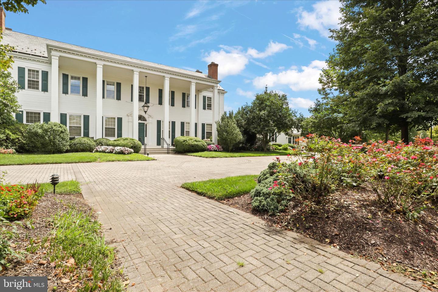 7055 HERITAGE HUNT DR #311, GAINESVILLE, Virginia 20155, 2 Bedrooms Bedrooms, ,2 BathroomsBathrooms,Residential,For sale,7055 HERITAGE HUNT DR #311,VAPW2110212 MLS # VAPW2110212