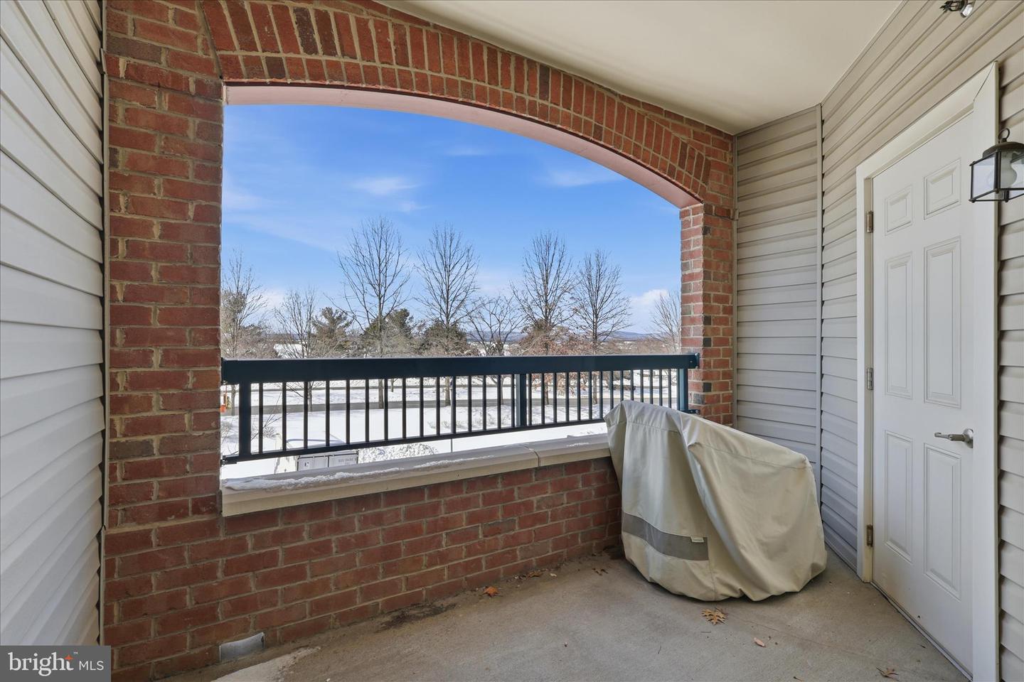 7055 HERITAGE HUNT DR #311, GAINESVILLE, Virginia 20155, 2 Bedrooms Bedrooms, ,2 BathroomsBathrooms,Residential,For sale,7055 HERITAGE HUNT DR #311,VAPW2110212 MLS # VAPW2110212