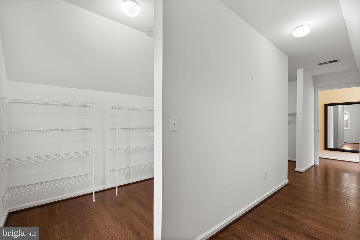 7416 BECKWITH LN, CLIFTON, Virginia 20124, 4 Bedrooms Bedrooms, ,4 BathroomsBathrooms,Residential,For sale,7416 BECKWITH LN,VAFX2284992 MLS # VAFX2284992