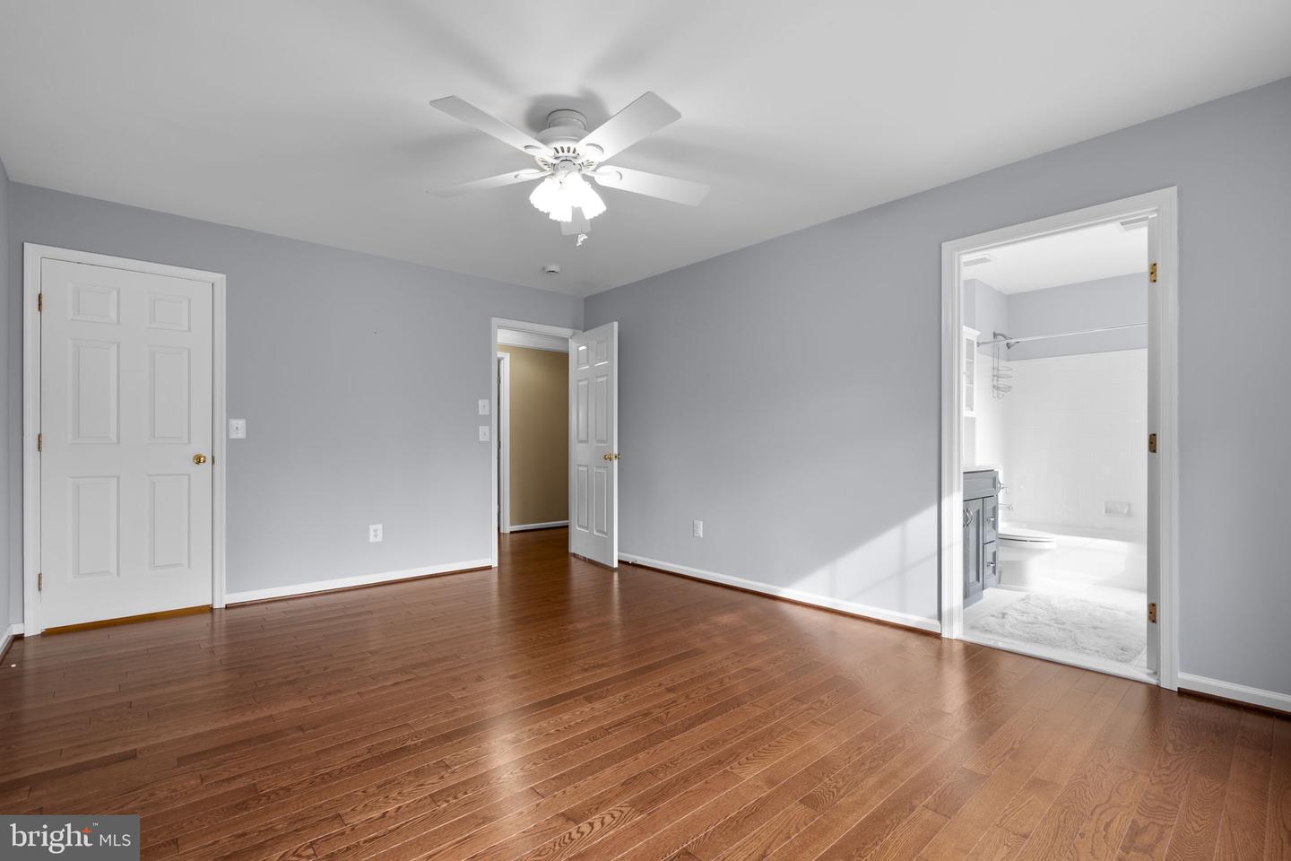 7416 BECKWITH LN, CLIFTON, Virginia 20124, 4 Bedrooms Bedrooms, ,4 BathroomsBathrooms,Residential,For sale,7416 BECKWITH LN,VAFX2284992 MLS # VAFX2284992