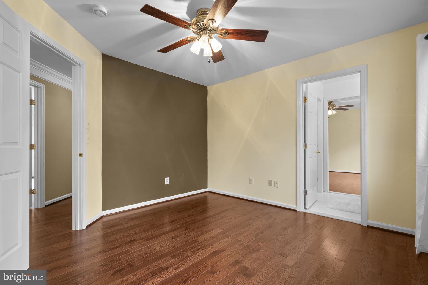 7416 BECKWITH LN, CLIFTON, Virginia 20124, 4 Bedrooms Bedrooms, ,4 BathroomsBathrooms,Residential,For sale,7416 BECKWITH LN,VAFX2284992 MLS # VAFX2284992