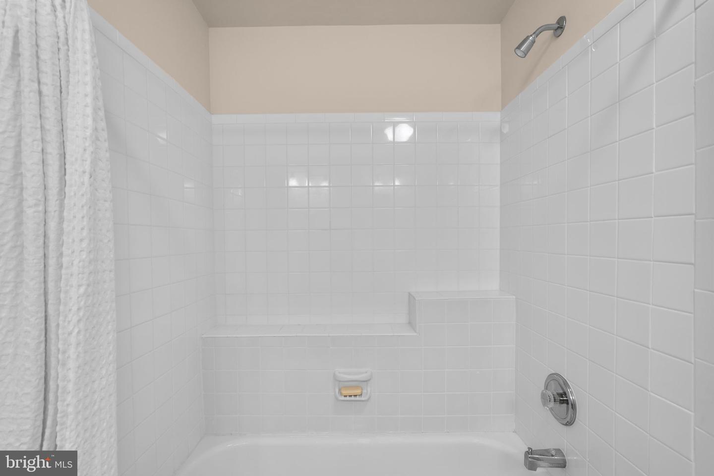 7416 BECKWITH LN, CLIFTON, Virginia 20124, 4 Bedrooms Bedrooms, ,4 BathroomsBathrooms,Residential,For sale,7416 BECKWITH LN,VAFX2284992 MLS # VAFX2284992