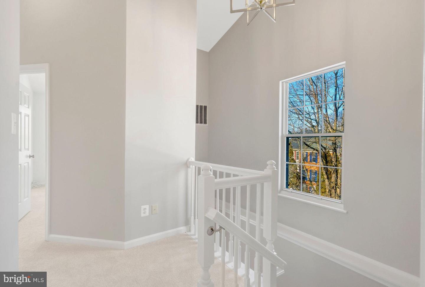 20372 BRIARCLIFF TER, STERLING, Virginia 20165, 3 Bedrooms Bedrooms, 7 Rooms Rooms,2 BathroomsBathrooms,Residential,For sale,20372 BRIARCLIFF TER,VALO2113692 MLS # VALO2113692