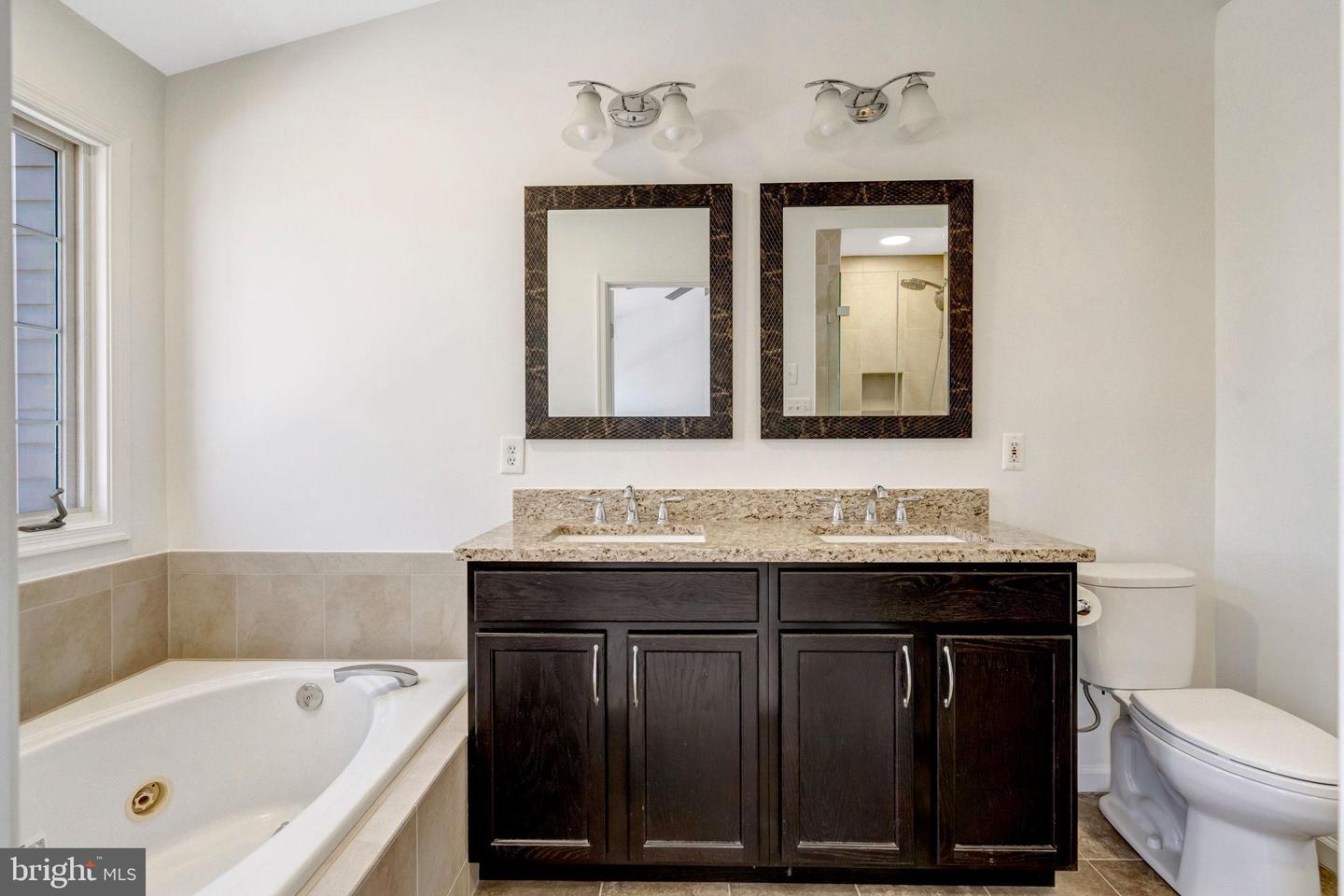 20372 BRIARCLIFF TER, STERLING, Virginia 20165, 3 Bedrooms Bedrooms, 7 Rooms Rooms,2 BathroomsBathrooms,Residential,For sale,20372 BRIARCLIFF TER,VALO2113692 MLS # VALO2113692