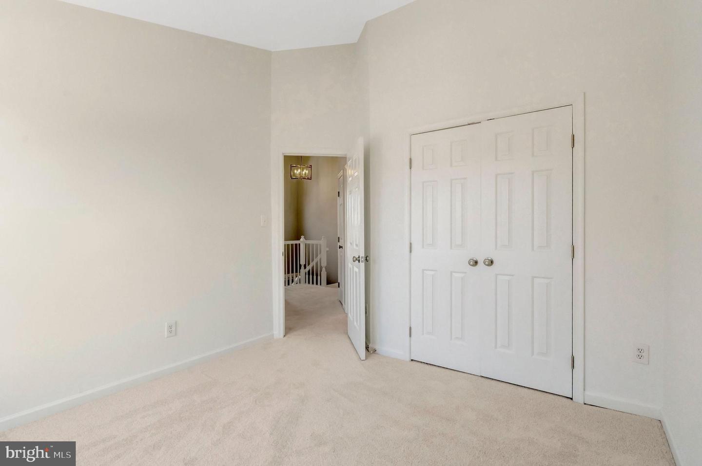 20372 BRIARCLIFF TER, STERLING, Virginia 20165, 3 Bedrooms Bedrooms, 7 Rooms Rooms,2 BathroomsBathrooms,Residential,For sale,20372 BRIARCLIFF TER,VALO2113692 MLS # VALO2113692