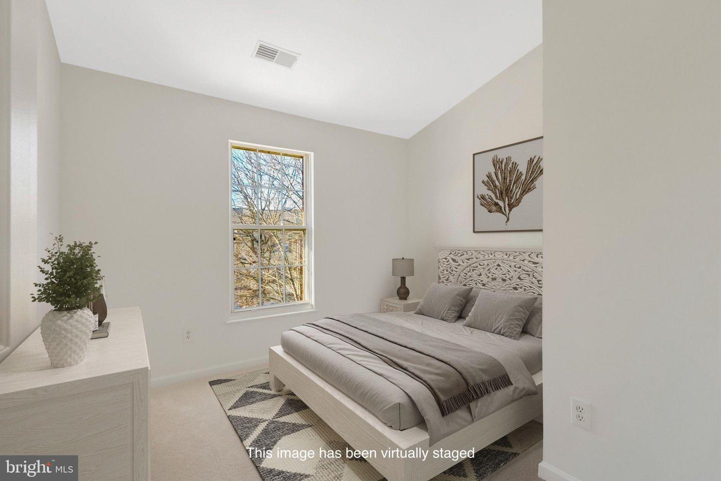 20372 BRIARCLIFF TER, STERLING, Virginia 20165, 3 Bedrooms Bedrooms, 7 Rooms Rooms,2 BathroomsBathrooms,Residential,For sale,20372 BRIARCLIFF TER,VALO2113692 MLS # VALO2113692