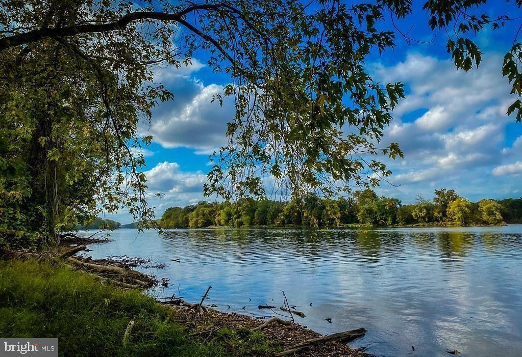 20372 BRIARCLIFF TER, STERLING, Virginia 20165, 3 Bedrooms Bedrooms, 7 Rooms Rooms,2 BathroomsBathrooms,Residential,For sale,20372 BRIARCLIFF TER,VALO2113692 MLS # VALO2113692