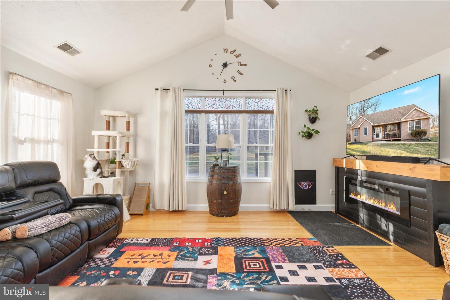 4364 BELVOIR RD, MARSHALL, Virginia 20115, 5 Bedrooms Bedrooms, ,2 BathroomsBathrooms,Residential,For sale,4364 BELVOIR RD,VAFQ2020088 MLS # VAFQ2020088 4364 BELVOIR RD, MARSHALL, Virginia 20115, 5 Bedrooms Bedrooms, ,2 BathroomsBathrooms,Residential,For sale,4364 BELVOIR RD,VAFQ2020088 MLS # VAFQ2020088