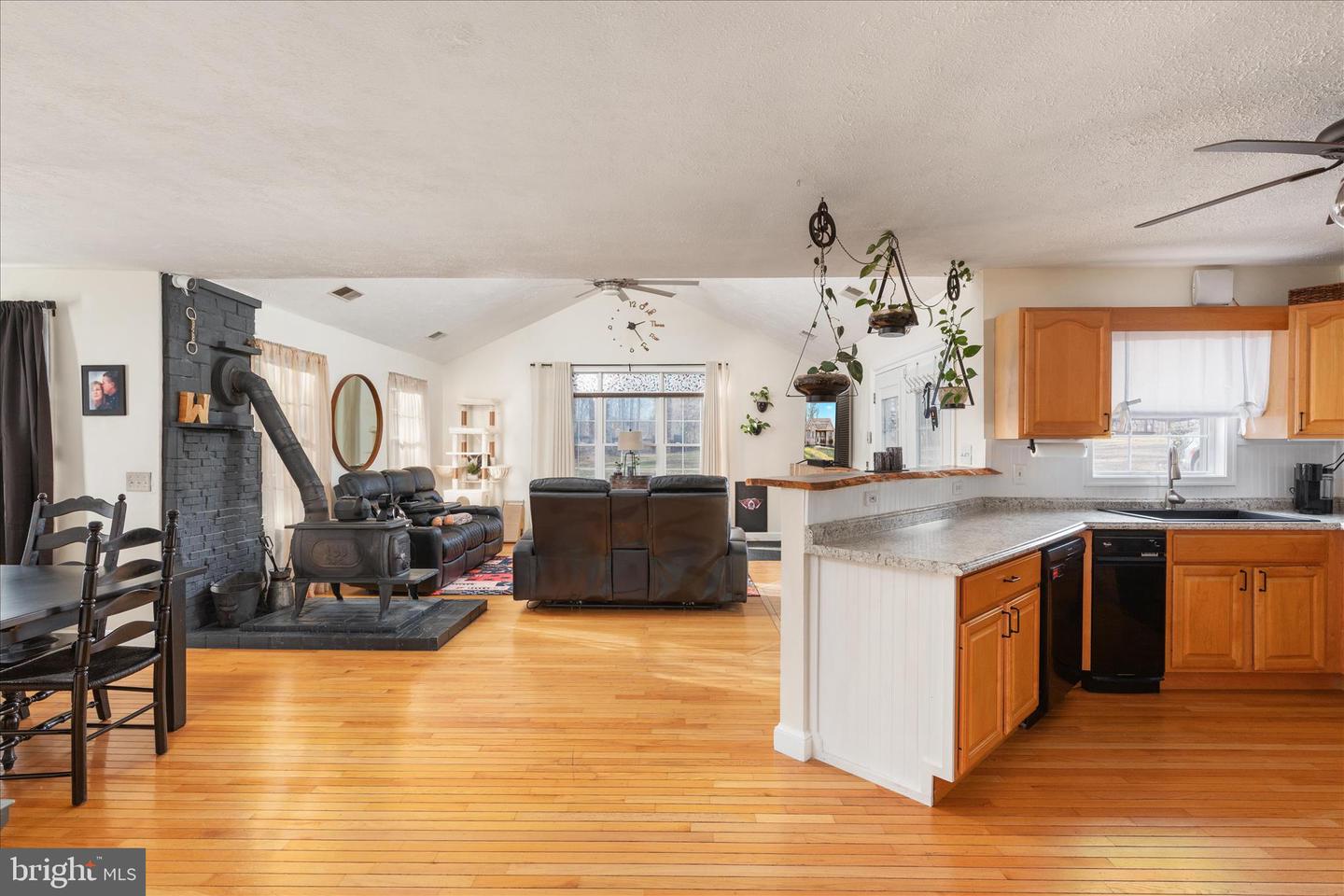 4364 BELVOIR RD, MARSHALL, Virginia 20115, 5 Bedrooms Bedrooms, ,2 BathroomsBathrooms,Residential,For sale,4364 BELVOIR RD,VAFQ2020088 MLS # VAFQ2020088 4364 BELVOIR RD, MARSHALL, Virginia 20115, 5 Bedrooms Bedrooms, ,2 BathroomsBathrooms,Residential,For sale,4364 BELVOIR RD,VAFQ2020088 MLS # VAFQ2020088