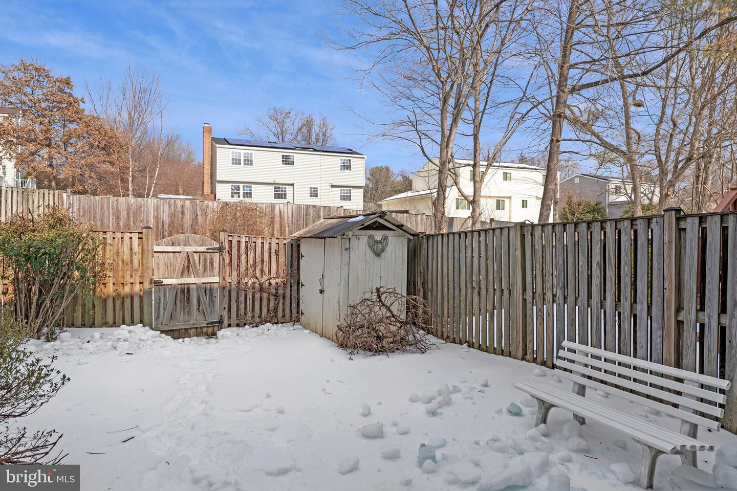 9920 OAKDALE WOODS CT, VIENNA, Virginia 22181, 3 Bedrooms Bedrooms, ,2 BathroomsBathrooms,Residential,For sale,9920 OAKDALE WOODS CT,VAFX2285172 MLS # VAFX2285172