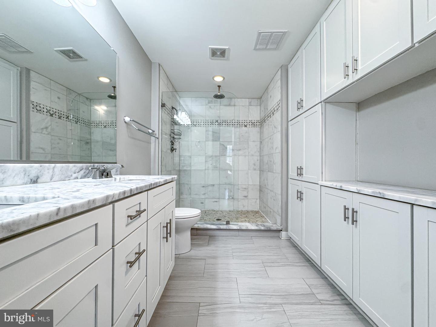 1306 KENMORE AVE #4, FREDERICKSBURG, Virginia 22401, 3 Bedrooms Bedrooms, ,3 BathroomsBathrooms,Residential,For sale,1306 KENMORE AVE #4,VAFB2009508 MLS # VAFB2009508