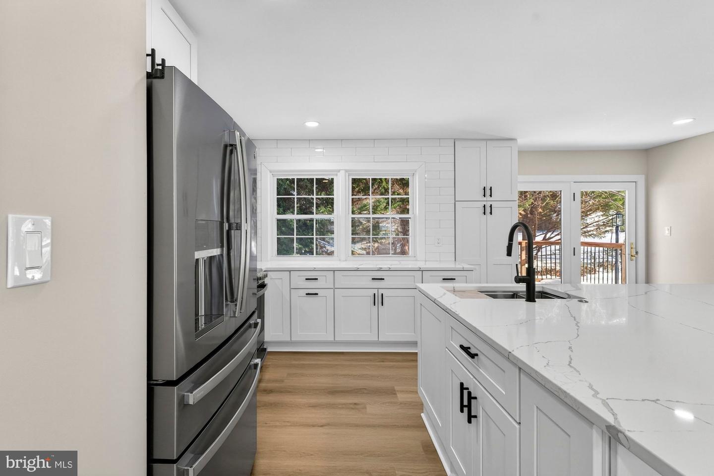 8612 COTTAGE ST SW, VIENNA, Virginia 22180, 4 Bedrooms Bedrooms, ,3 BathroomsBathrooms,Residential,For sale,8612 COTTAGE ST SW,VAFX2285420 MLS # VAFX2285420