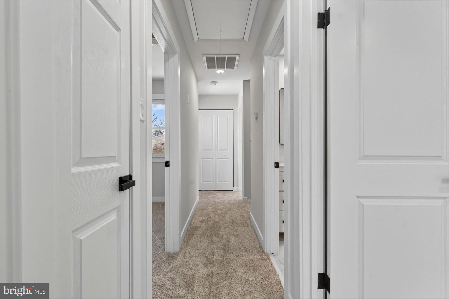 8612 COTTAGE ST SW, VIENNA, Virginia 22180, 4 Bedrooms Bedrooms, ,3 BathroomsBathrooms,Residential,For sale,8612 COTTAGE ST SW,VAFX2285420 MLS # VAFX2285420