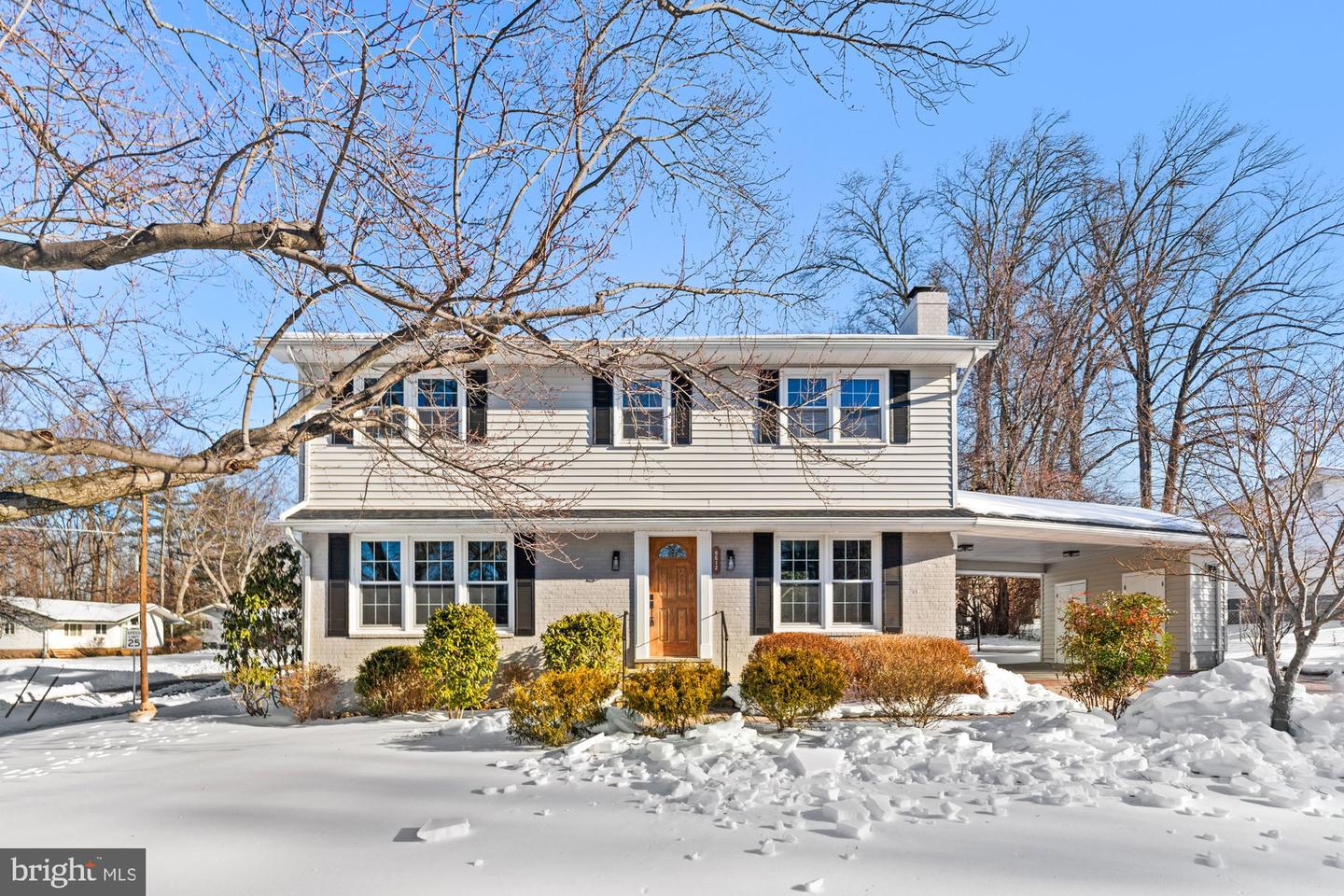 8612 COTTAGE ST SW, VIENNA, Virginia 22180, 4 Bedrooms Bedrooms, ,3 BathroomsBathrooms,Residential,For sale,8612 COTTAGE ST SW,VAFX2285420 MLS # VAFX2285420