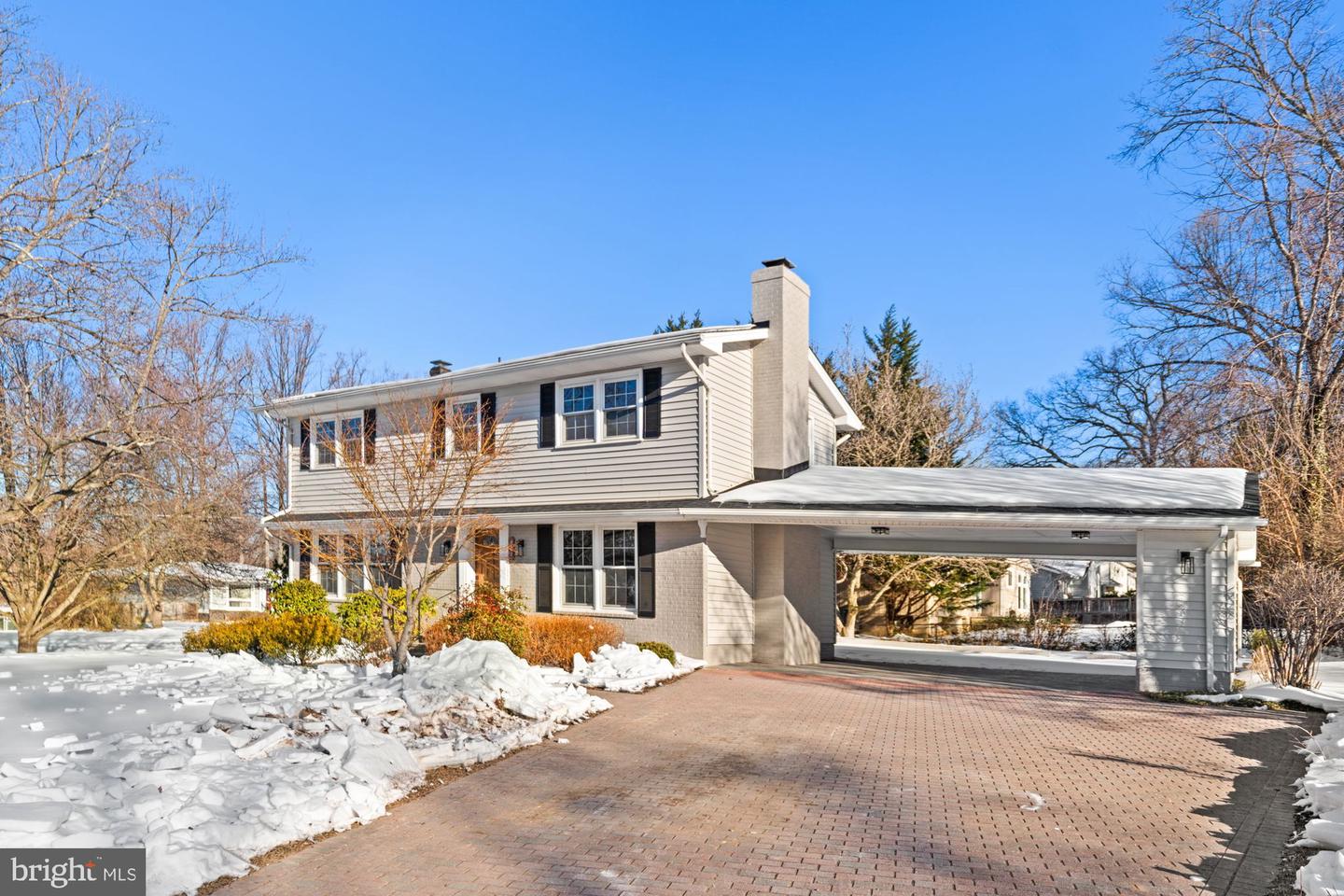 8612 COTTAGE ST SW, VIENNA, Virginia 22180, 4 Bedrooms Bedrooms, ,3 BathroomsBathrooms,Residential,For sale,8612 COTTAGE ST SW,VAFX2285420 MLS # VAFX2285420