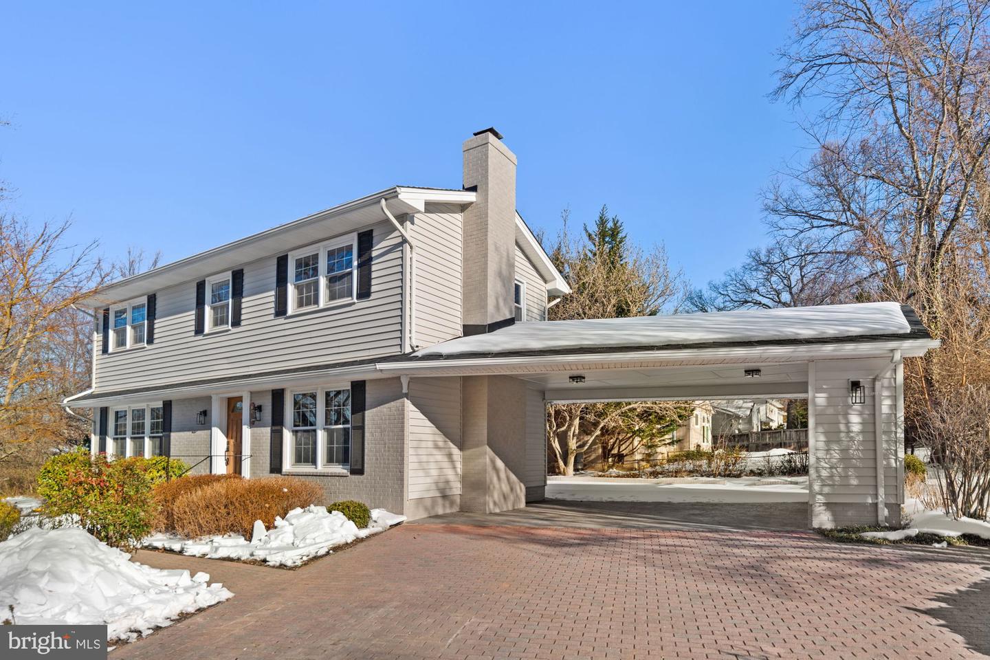 8612 COTTAGE ST SW, VIENNA, Virginia 22180, 4 Bedrooms Bedrooms, ,3 BathroomsBathrooms,Residential,For sale,8612 COTTAGE ST SW,VAFX2285420 MLS # VAFX2285420