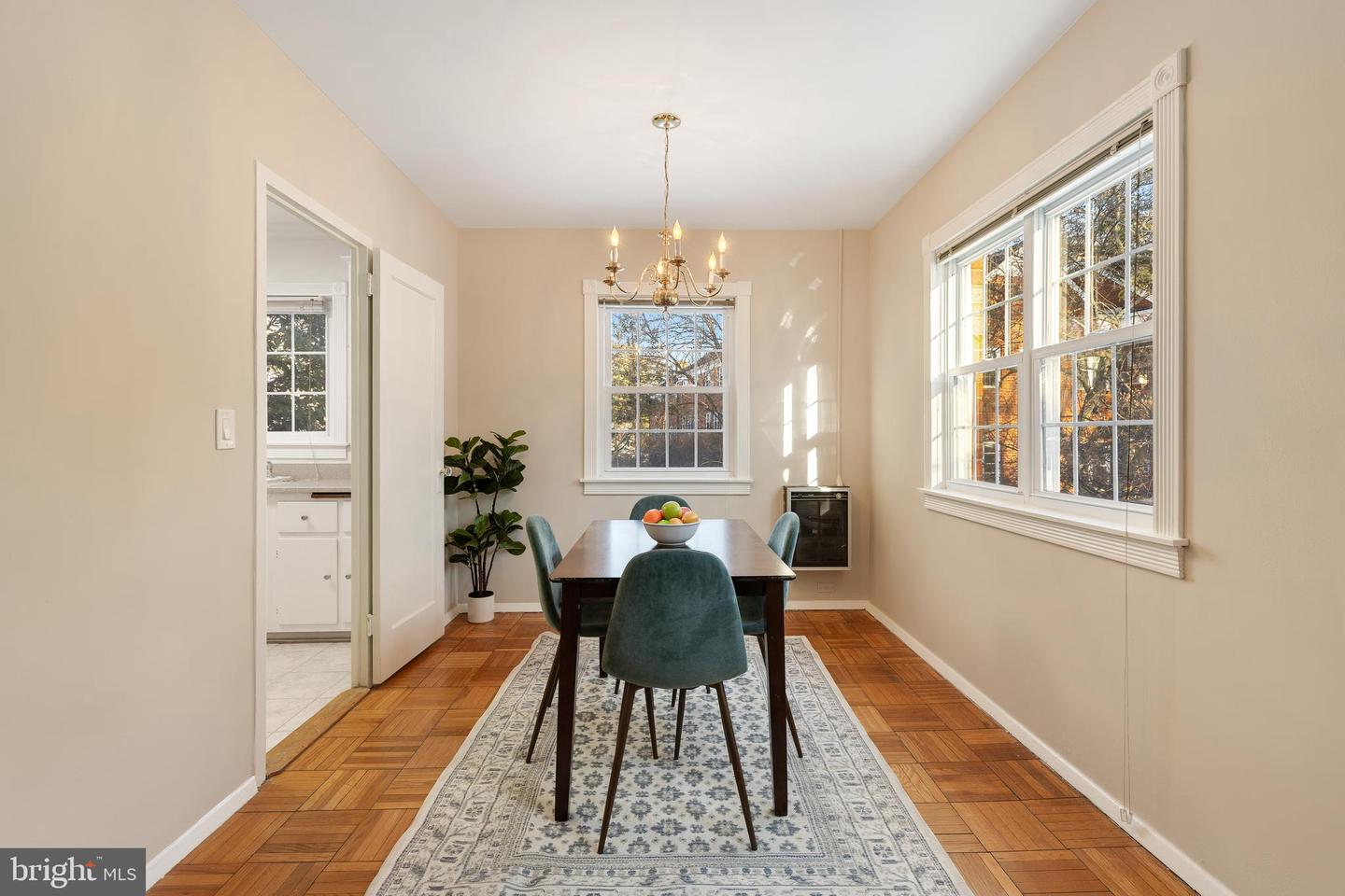 1244 MARTHA CUSTIS DR, ALEXANDRIA, Virginia 22302, 1 Bedroom Bedrooms, ,1 BathroomBathrooms,Residential,For sale,1244 MARTHA CUSTIS DR,VAAX2053102 MLS # VAAX2053102