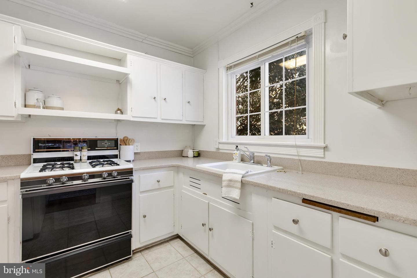 1244 MARTHA CUSTIS DR, ALEXANDRIA, Virginia 22302, 1 Bedroom Bedrooms, ,1 BathroomBathrooms,Residential,For sale,1244 MARTHA CUSTIS DR,VAAX2053102 MLS # VAAX2053102