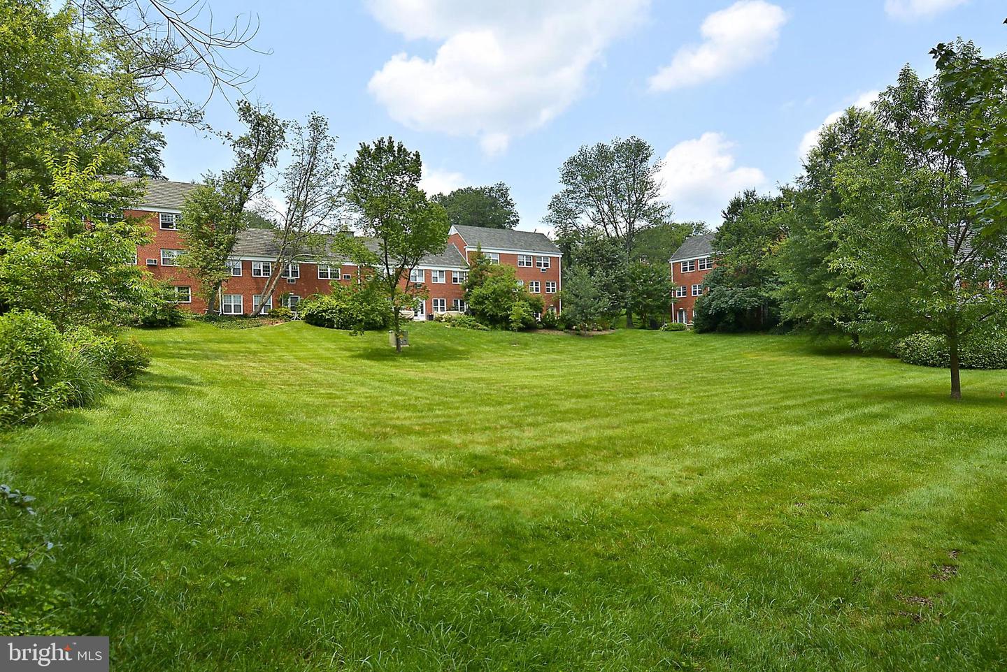 1244 MARTHA CUSTIS DR, ALEXANDRIA, Virginia 22302, 1 Bedroom Bedrooms, ,1 BathroomBathrooms,Residential,For sale,1244 MARTHA CUSTIS DR,VAAX2053102 MLS # VAAX2053102