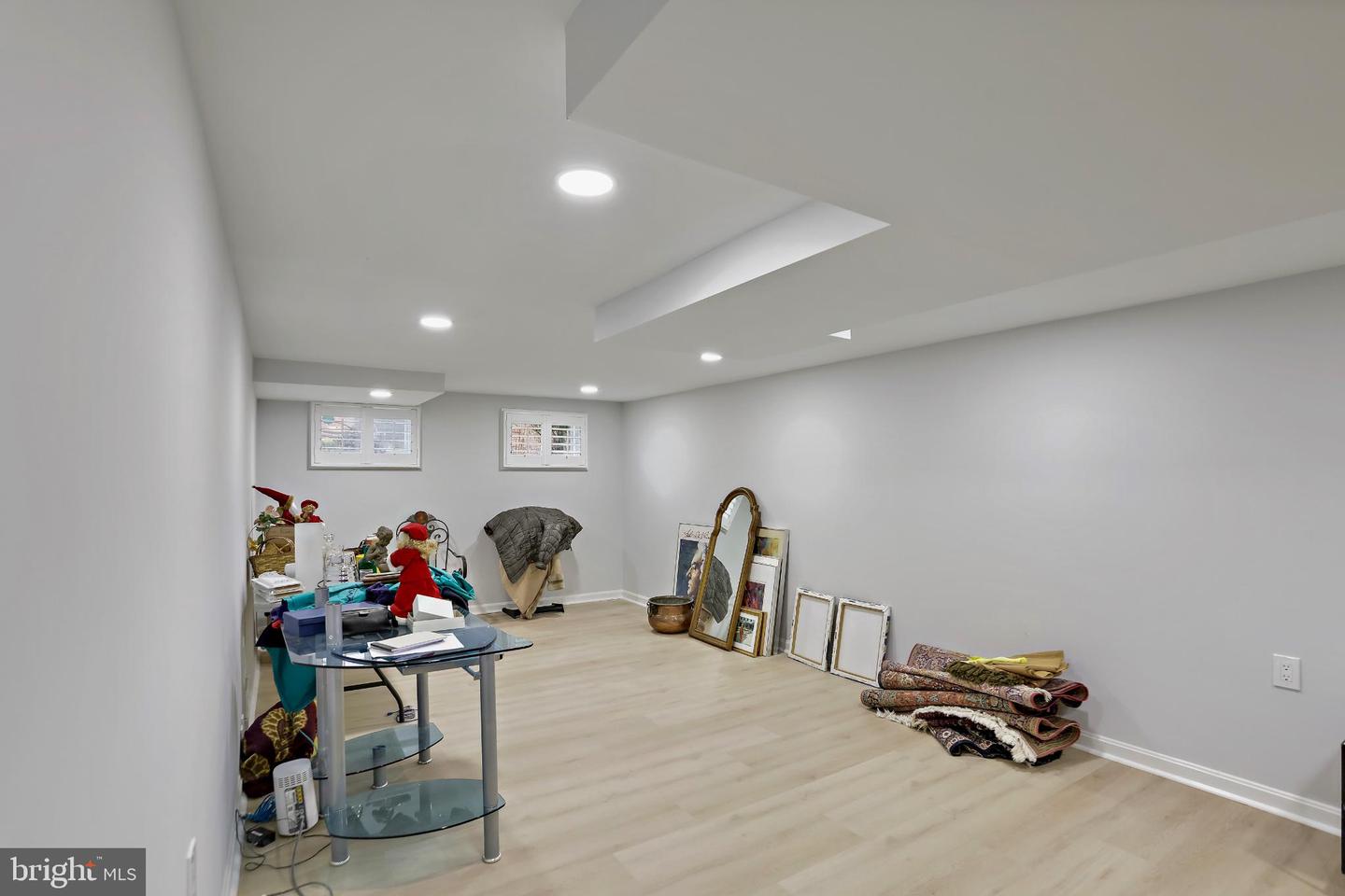 3906 RIDGE RD, ANNANDALE, Virginia 22003, 3 Bedrooms Bedrooms, 5 Rooms Rooms,2 BathroomsBathrooms,Residential,For sale,3906 RIDGE RD,VAFX2285696 MLS # VAFX2285696