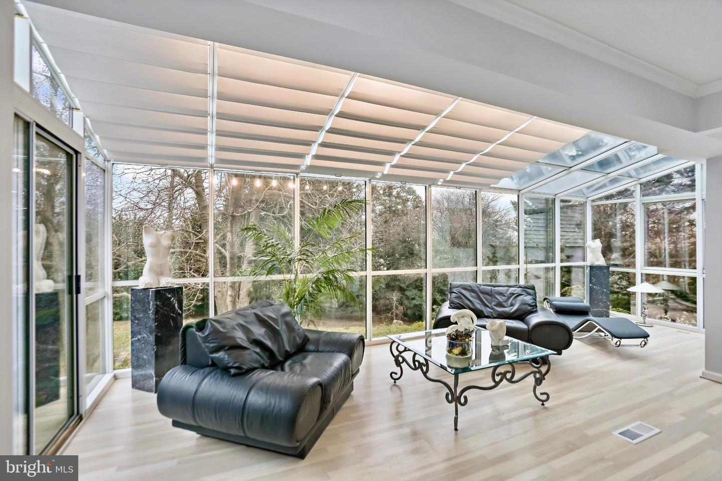 3906 RIDGE RD, ANNANDALE, Virginia 22003, 3 Bedrooms Bedrooms, 5 Rooms Rooms,2 BathroomsBathrooms,Residential,For sale,3906 RIDGE RD,VAFX2285696 MLS # VAFX2285696