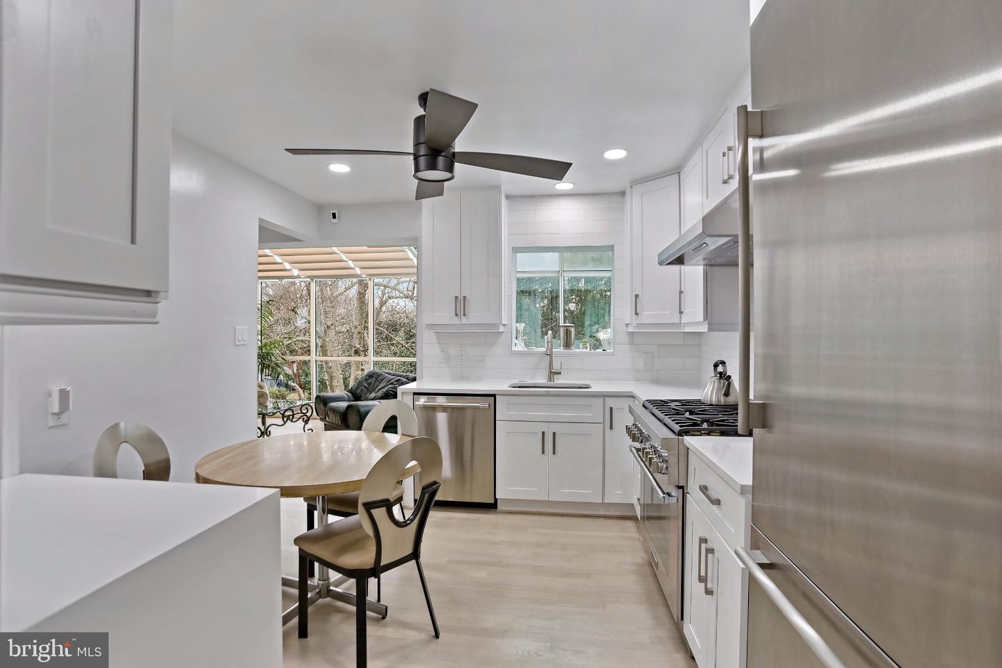 3906 RIDGE RD, ANNANDALE, Virginia 22003, 3 Bedrooms Bedrooms, 5 Rooms Rooms,2 BathroomsBathrooms,Residential,For sale,3906 RIDGE RD,VAFX2285696 MLS # VAFX2285696