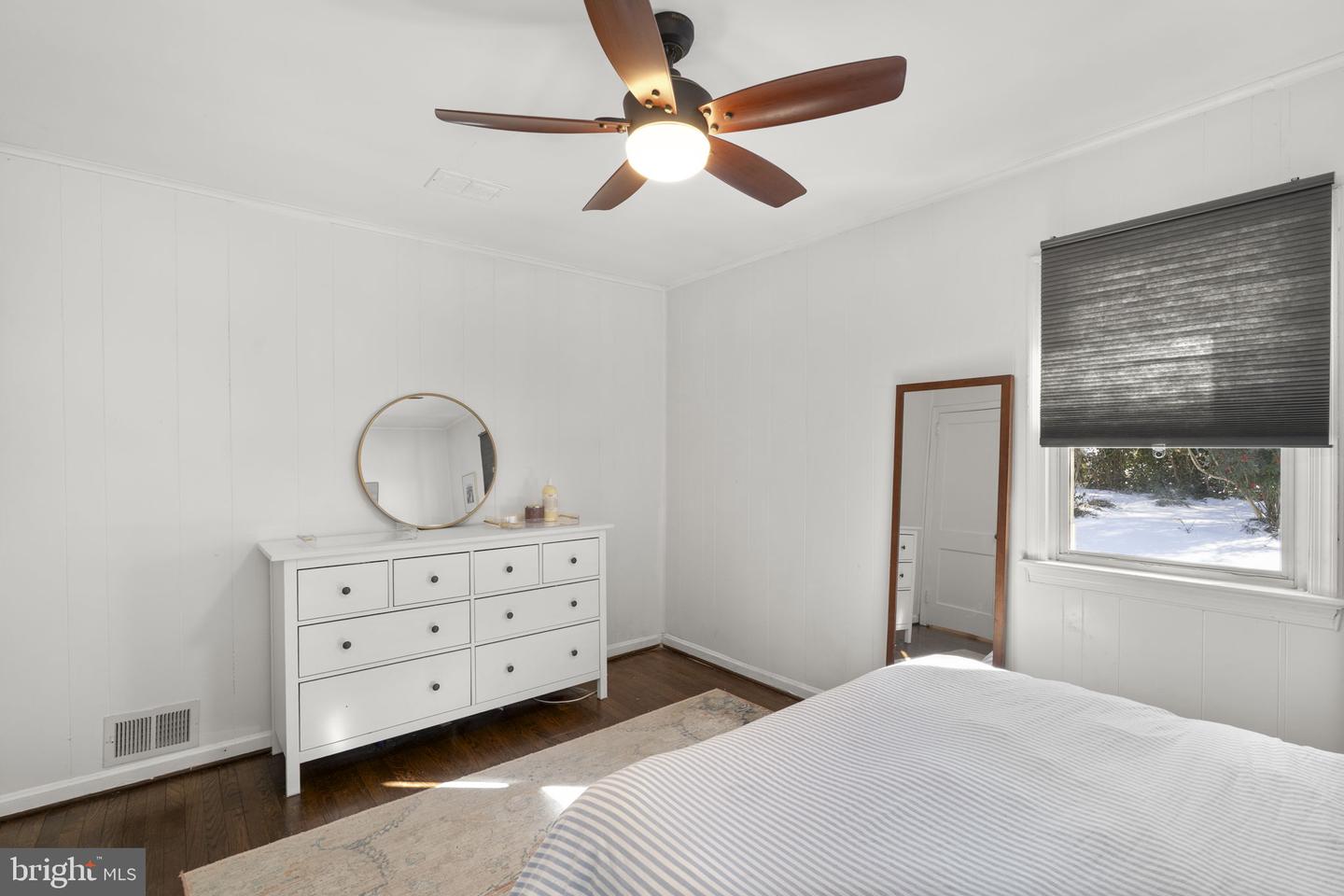 7005 GROVE RD, ALEXANDRIA, Virginia 22306, 3 Bedrooms Bedrooms, ,1 BathroomBathrooms,Residential,For sale,7005 GROVE RD,VAFX2285808 MLS # VAFX2285808