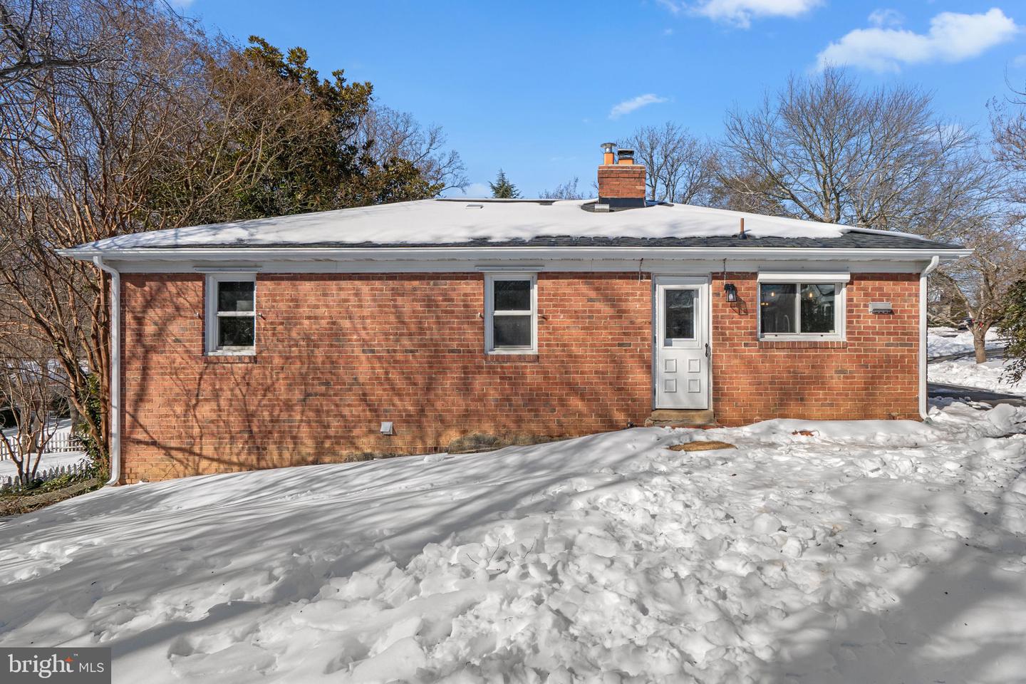 7005 GROVE RD, ALEXANDRIA, Virginia 22306, 3 Bedrooms Bedrooms, ,1 BathroomBathrooms,Residential,For sale,7005 GROVE RD,VAFX2285808 MLS # VAFX2285808