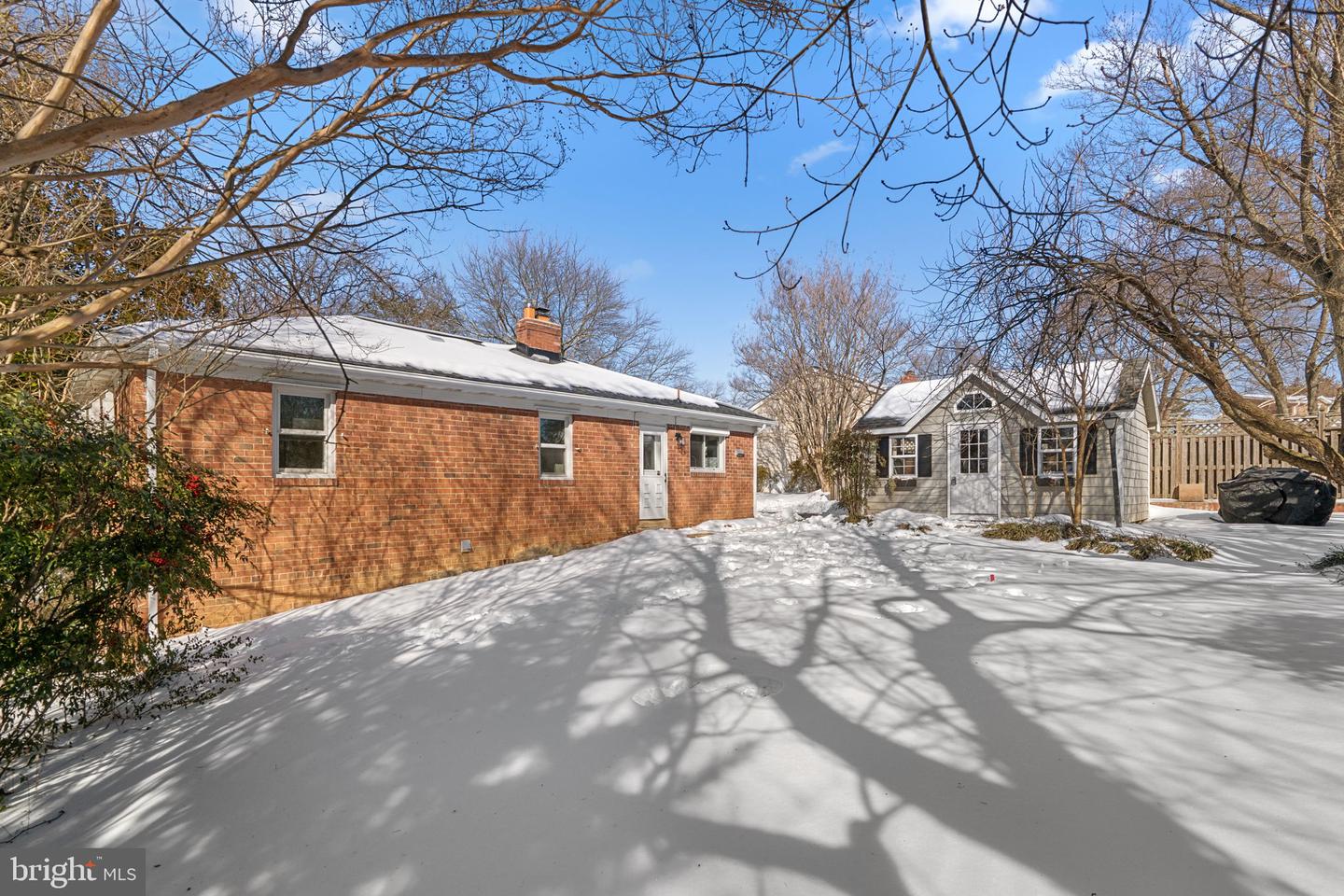 7005 GROVE RD, ALEXANDRIA, Virginia 22306, 3 Bedrooms Bedrooms, ,1 BathroomBathrooms,Residential,For sale,7005 GROVE RD,VAFX2285808 MLS # VAFX2285808