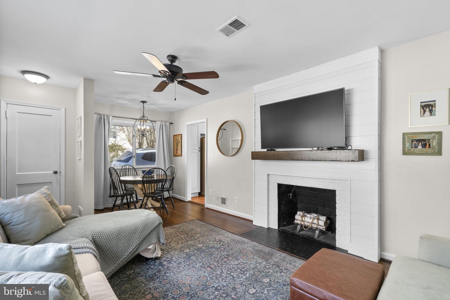 7005 GROVE RD, ALEXANDRIA, Virginia 22306, 3 Bedrooms Bedrooms, ,1 BathroomBathrooms,Residential,For sale,7005 GROVE RD,VAFX2285808 MLS # VAFX2285808