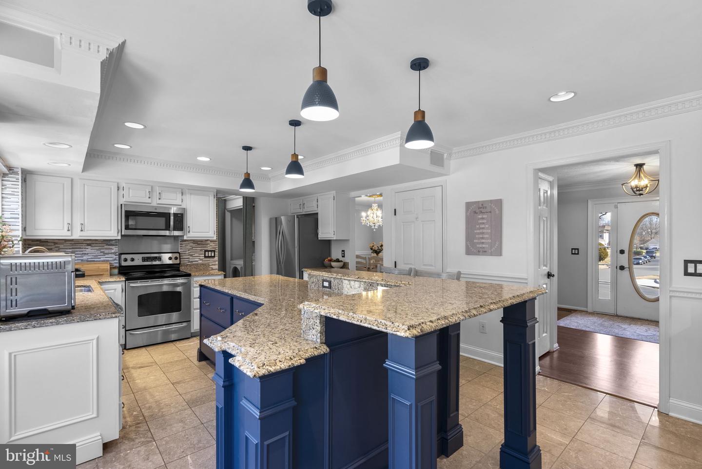 14756 STATLER DR, WOODBRIDGE, Virginia 22193, 5 Bedrooms Bedrooms, ,2 BathroomsBathrooms,Residential,For sale,14756 STATLER DR,VAPW2110568 MLS # VAPW2110568