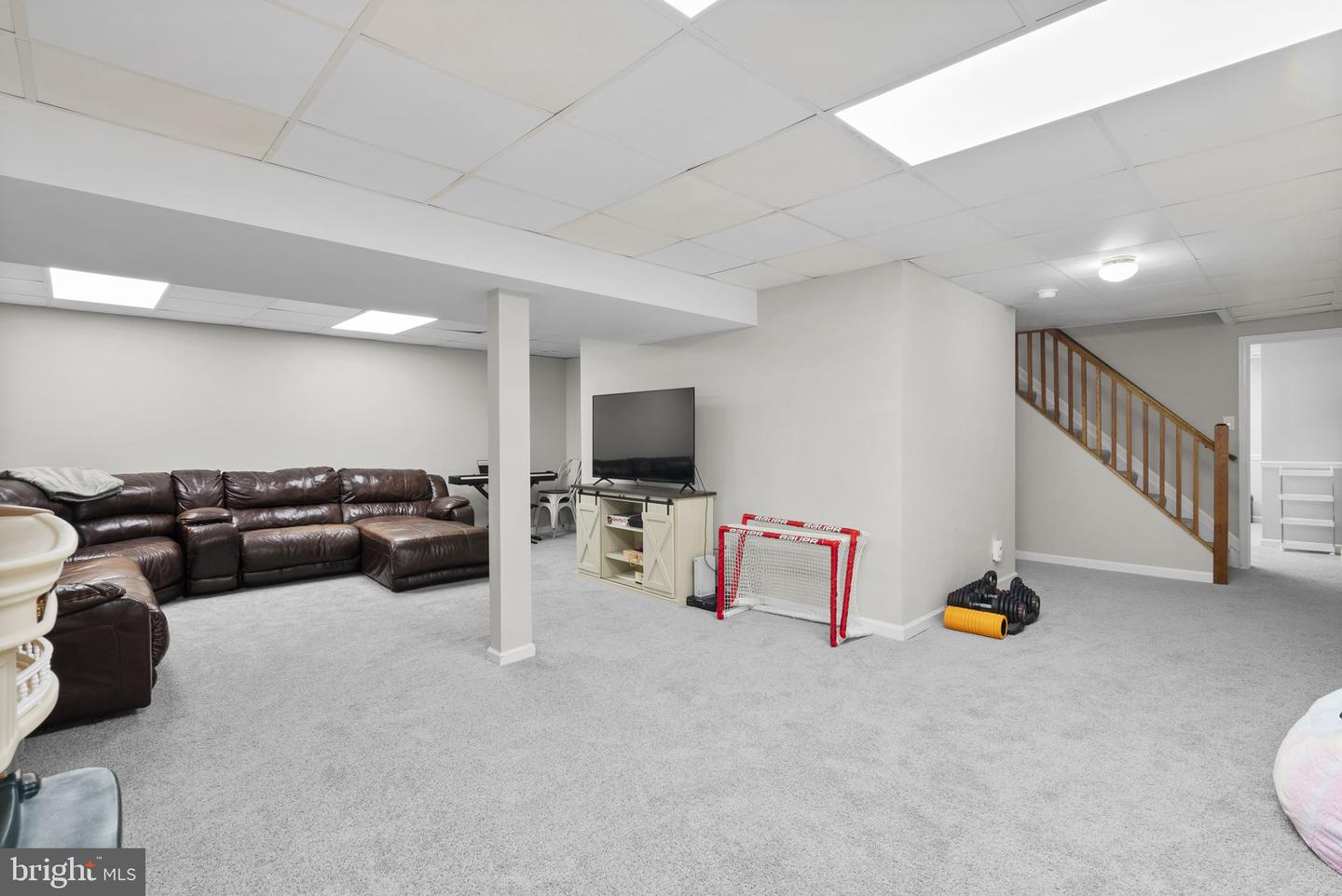 14756 STATLER DR, WOODBRIDGE, Virginia 22193, 5 Bedrooms Bedrooms, ,2 BathroomsBathrooms,Residential,For sale,14756 STATLER DR,VAPW2110568 MLS # VAPW2110568