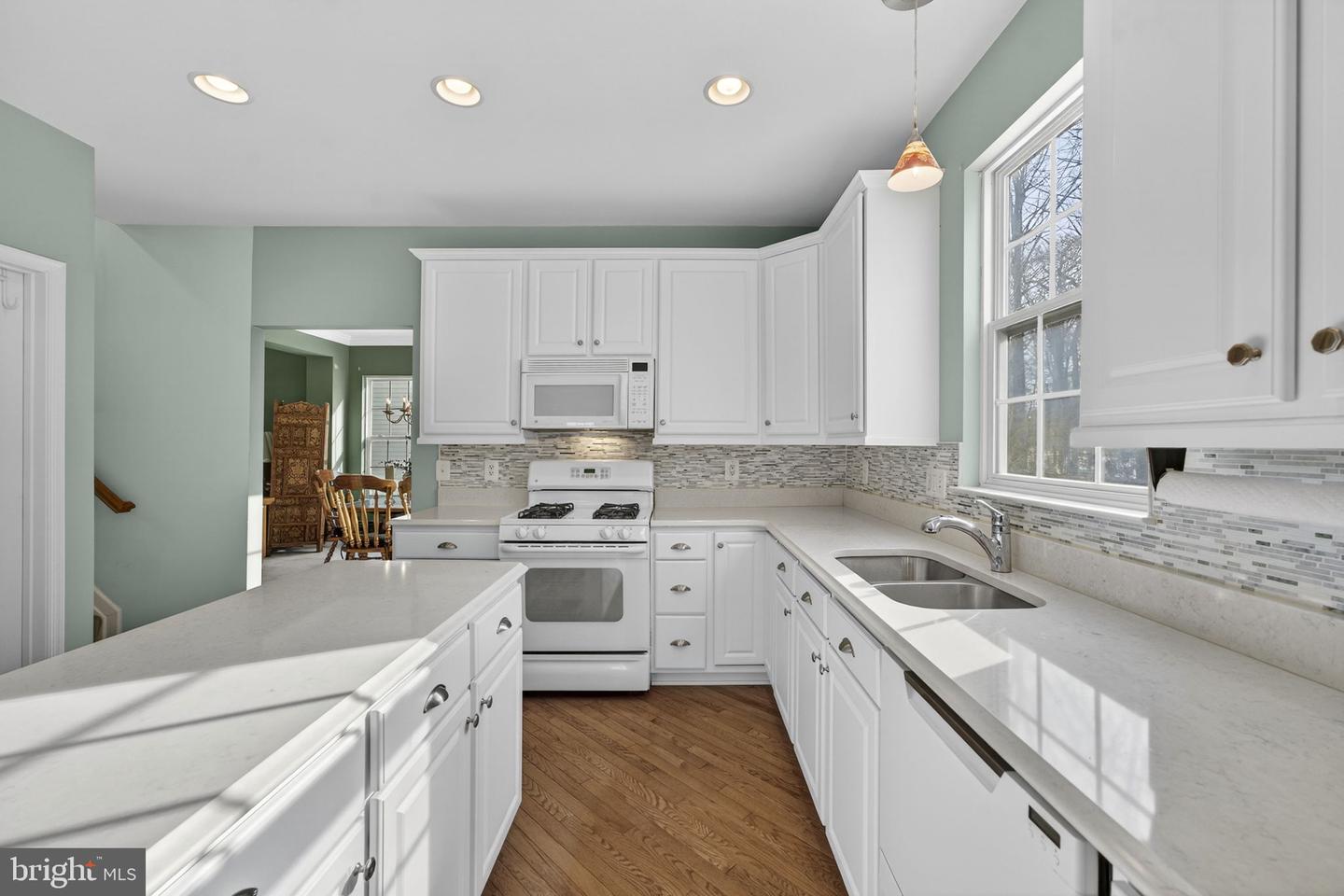 8372 TENBROOK DR, GAINESVILLE, Virginia 20155, 5 Bedrooms Bedrooms, ,3 BathroomsBathrooms,Residential,For sale,8372 TENBROOK DR,VAPW2110670 MLS # VAPW2110670