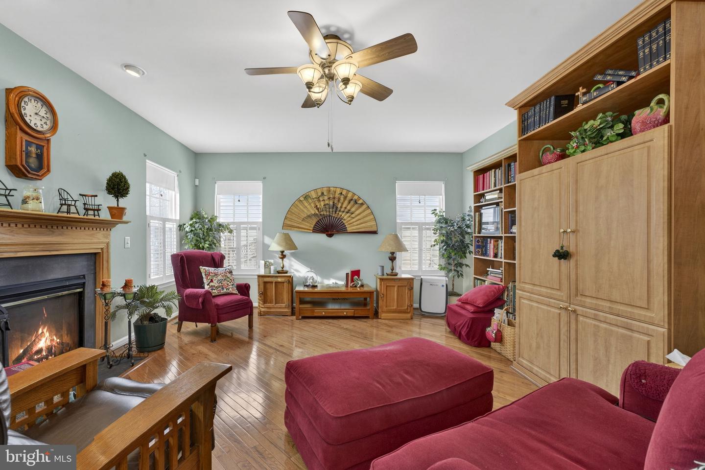 8372 TENBROOK DR, GAINESVILLE, Virginia 20155, 5 Bedrooms Bedrooms, ,3 BathroomsBathrooms,Residential,For sale,8372 TENBROOK DR,VAPW2110670 MLS # VAPW2110670