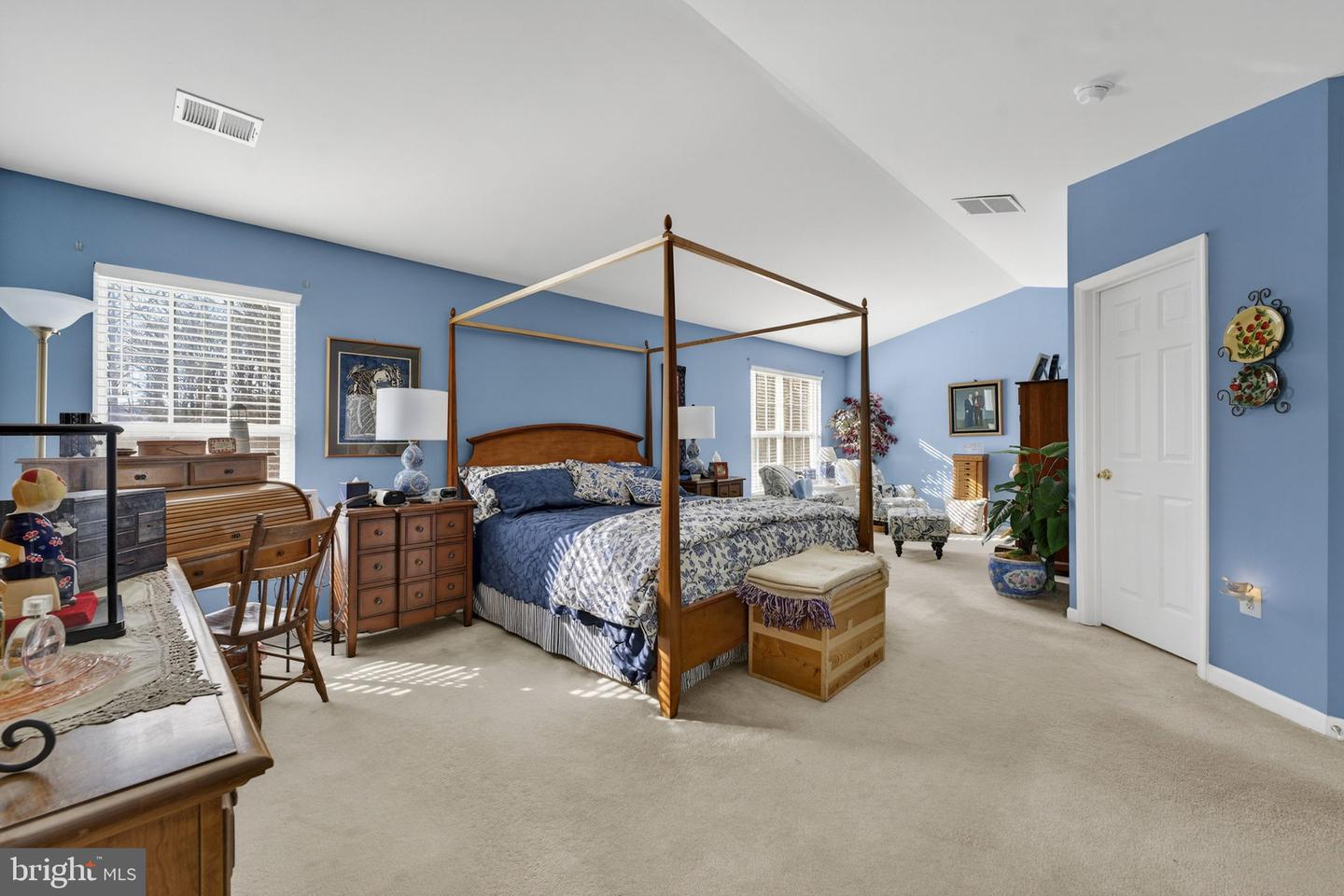 8372 TENBROOK DR, GAINESVILLE, Virginia 20155, 5 Bedrooms Bedrooms, ,3 BathroomsBathrooms,Residential,For sale,8372 TENBROOK DR,VAPW2110670 MLS # VAPW2110670