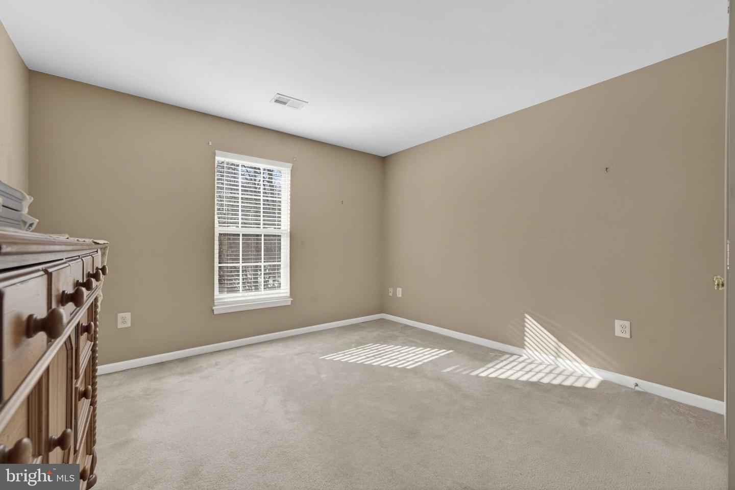 8372 TENBROOK DR, GAINESVILLE, Virginia 20155, 5 Bedrooms Bedrooms, ,3 BathroomsBathrooms,Residential,For sale,8372 TENBROOK DR,VAPW2110670 MLS # VAPW2110670