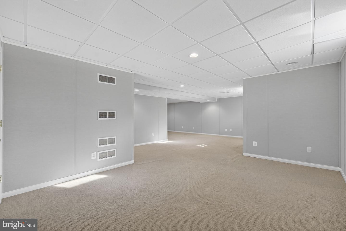 8372 TENBROOK DR, GAINESVILLE, Virginia 20155, 5 Bedrooms Bedrooms, ,3 BathroomsBathrooms,Residential,For sale,8372 TENBROOK DR,VAPW2110670 MLS # VAPW2110670