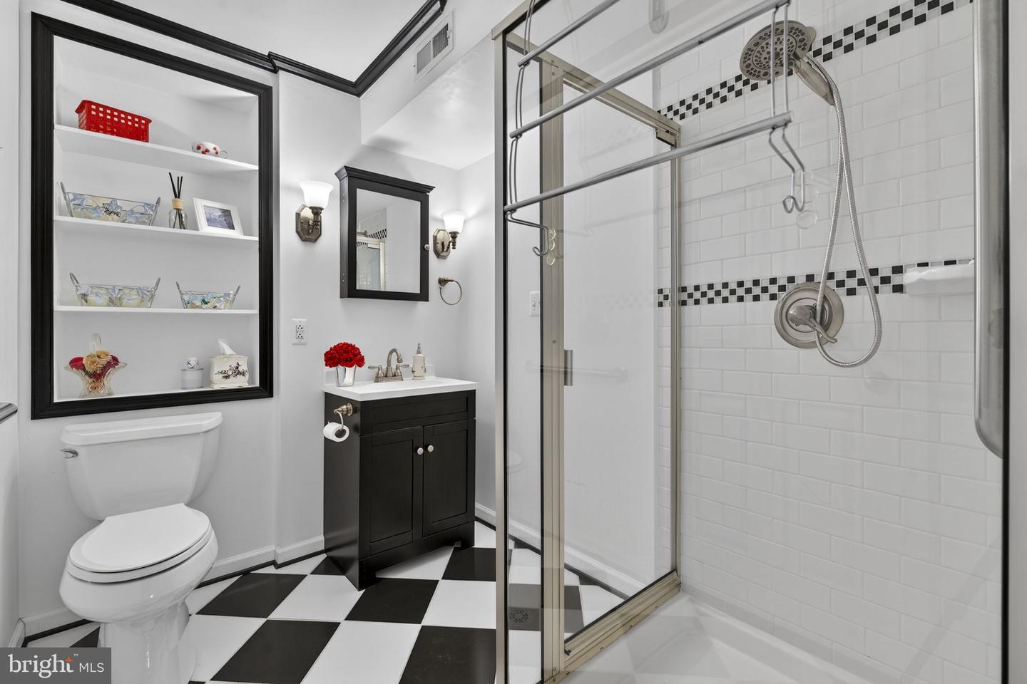 8372 TENBROOK DR, GAINESVILLE, Virginia 20155, 5 Bedrooms Bedrooms, ,3 BathroomsBathrooms,Residential,For sale,8372 TENBROOK DR,VAPW2110670 MLS # VAPW2110670