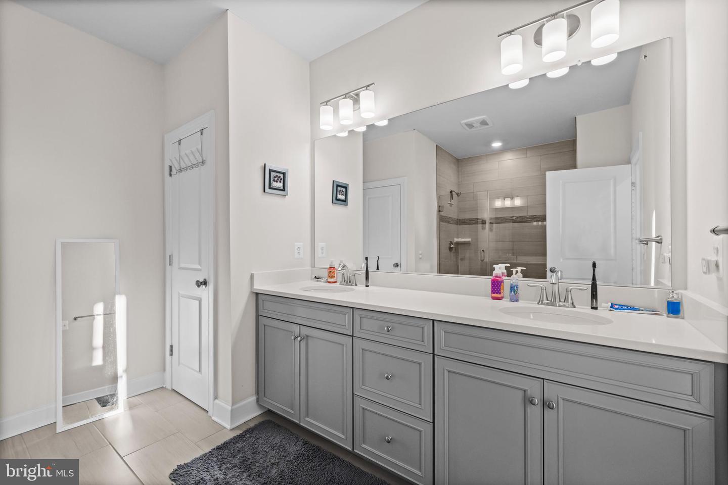 22530 WILSON VIEW TER, ASHBURN, Virginia 20148, 3 Bedrooms Bedrooms, ,2 BathroomsBathrooms,Residential,For sale,22530 WILSON VIEW TER,VALO2114110 MLS # VALO2114110 22530 WILSON VIEW TER, ASHBURN, Virginia 20148, 3 Bedrooms Bedrooms, ,2 BathroomsBathrooms,Residential,For sale,22530 WILSON VIEW TER,VALO2114110 MLS # VALO2114110