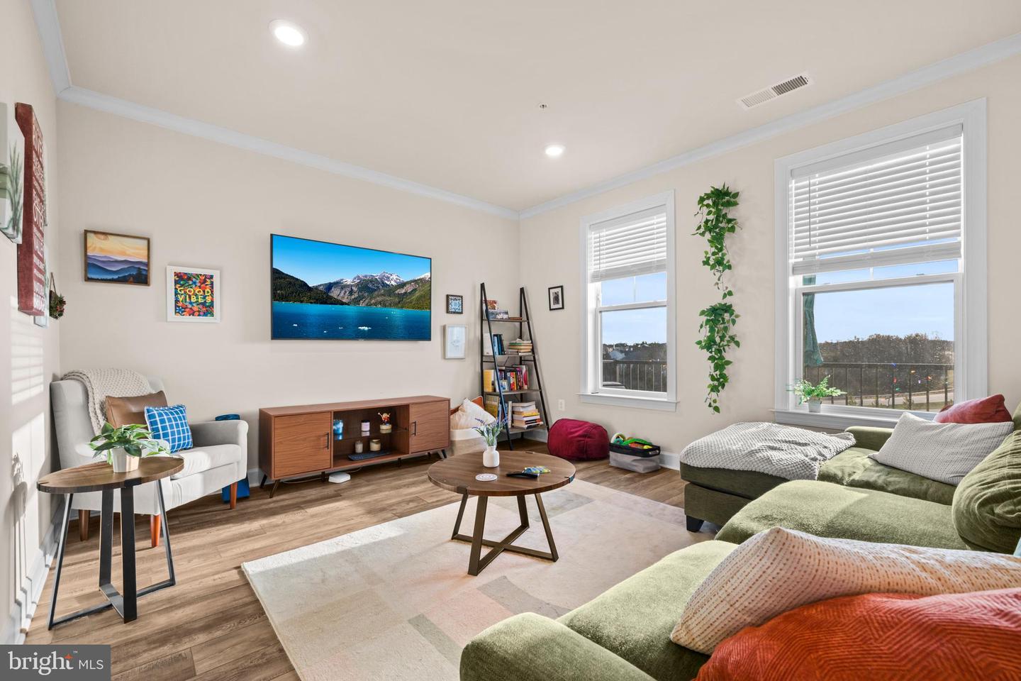 22530 WILSON VIEW TER, ASHBURN, Virginia 20148, 3 Bedrooms Bedrooms, ,2 BathroomsBathrooms,Residential,For sale,22530 WILSON VIEW TER,VALO2114110 MLS # VALO2114110 22530 WILSON VIEW TER, ASHBURN, Virginia 20148, 3 Bedrooms Bedrooms, ,2 BathroomsBathrooms,Residential,For sale,22530 WILSON VIEW TER,VALO2114110 MLS # VALO2114110