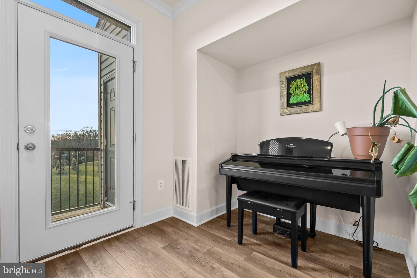 22530 WILSON VIEW TER, ASHBURN, Virginia 20148, 3 Bedrooms Bedrooms, ,2 BathroomsBathrooms,Residential,For sale,22530 WILSON VIEW TER,VALO2114110 MLS # VALO2114110 22530 WILSON VIEW TER, ASHBURN, Virginia 20148, 3 Bedrooms Bedrooms, ,2 BathroomsBathrooms,Residential,For sale,22530 WILSON VIEW TER,VALO2114110 MLS # VALO2114110