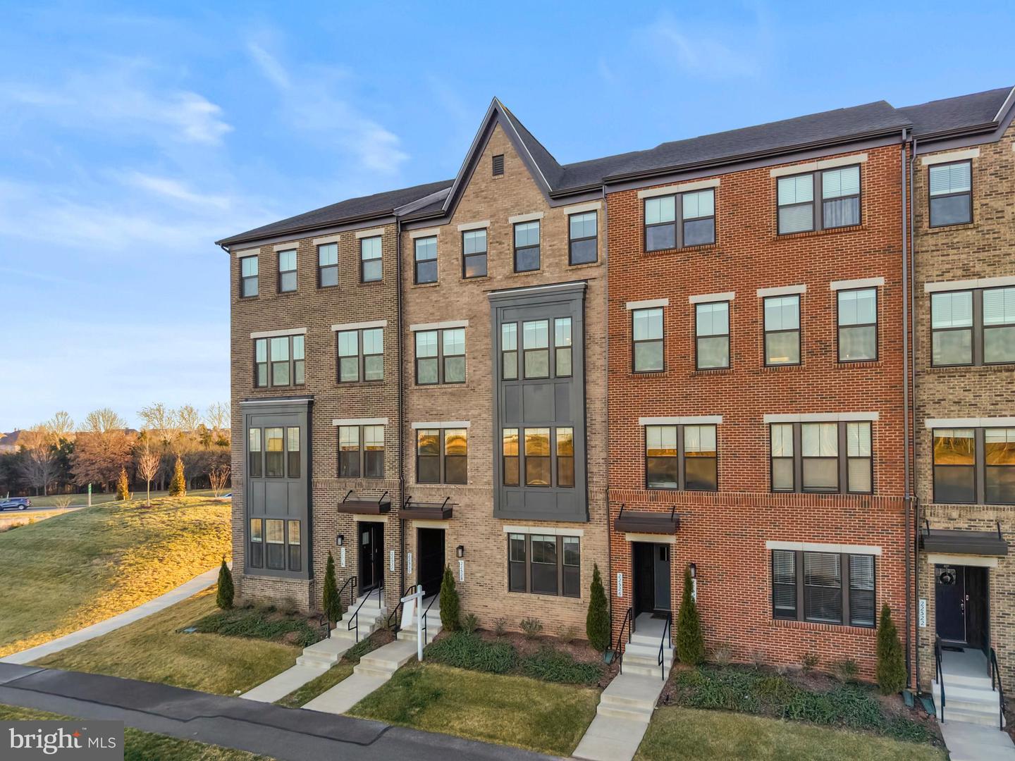 22530 WILSON VIEW TER, ASHBURN, Virginia 20148, 3 Bedrooms Bedrooms, ,2 BathroomsBathrooms,Residential,For sale,22530 WILSON VIEW TER,VALO2114110 MLS # VALO2114110 22530 WILSON VIEW TER, ASHBURN, Virginia 20148, 3 Bedrooms Bedrooms, ,2 BathroomsBathrooms,Residential,For sale,22530 WILSON VIEW TER,VALO2114110 MLS # VALO2114110