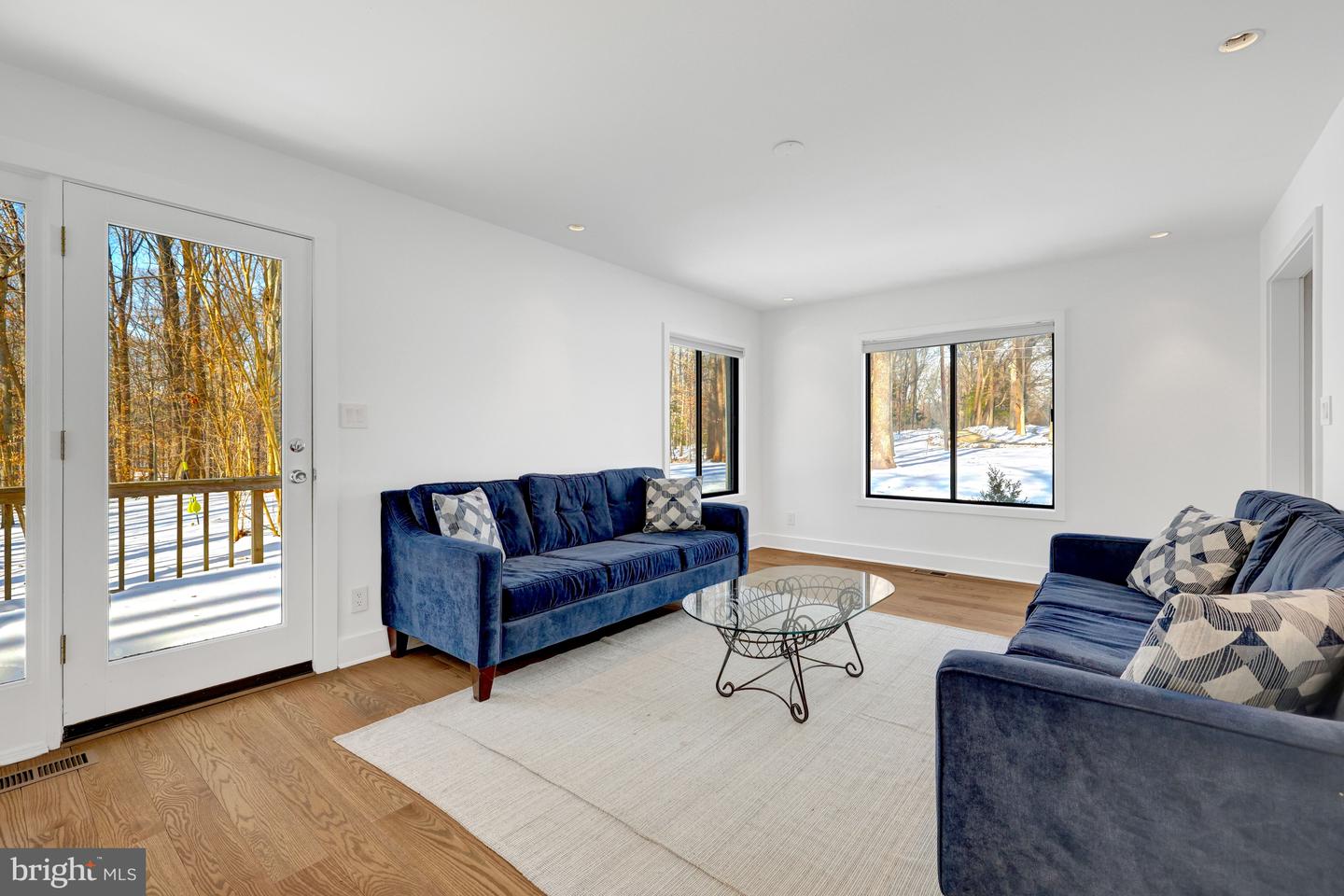 9982 BLACKBERRY LN, GREAT FALLS, Virginia 22066, 4 Bedrooms Bedrooms, ,3 BathroomsBathrooms,Residential,For sale,9982 BLACKBERRY LN,VAFX2286222 MLS # VAFX2286222