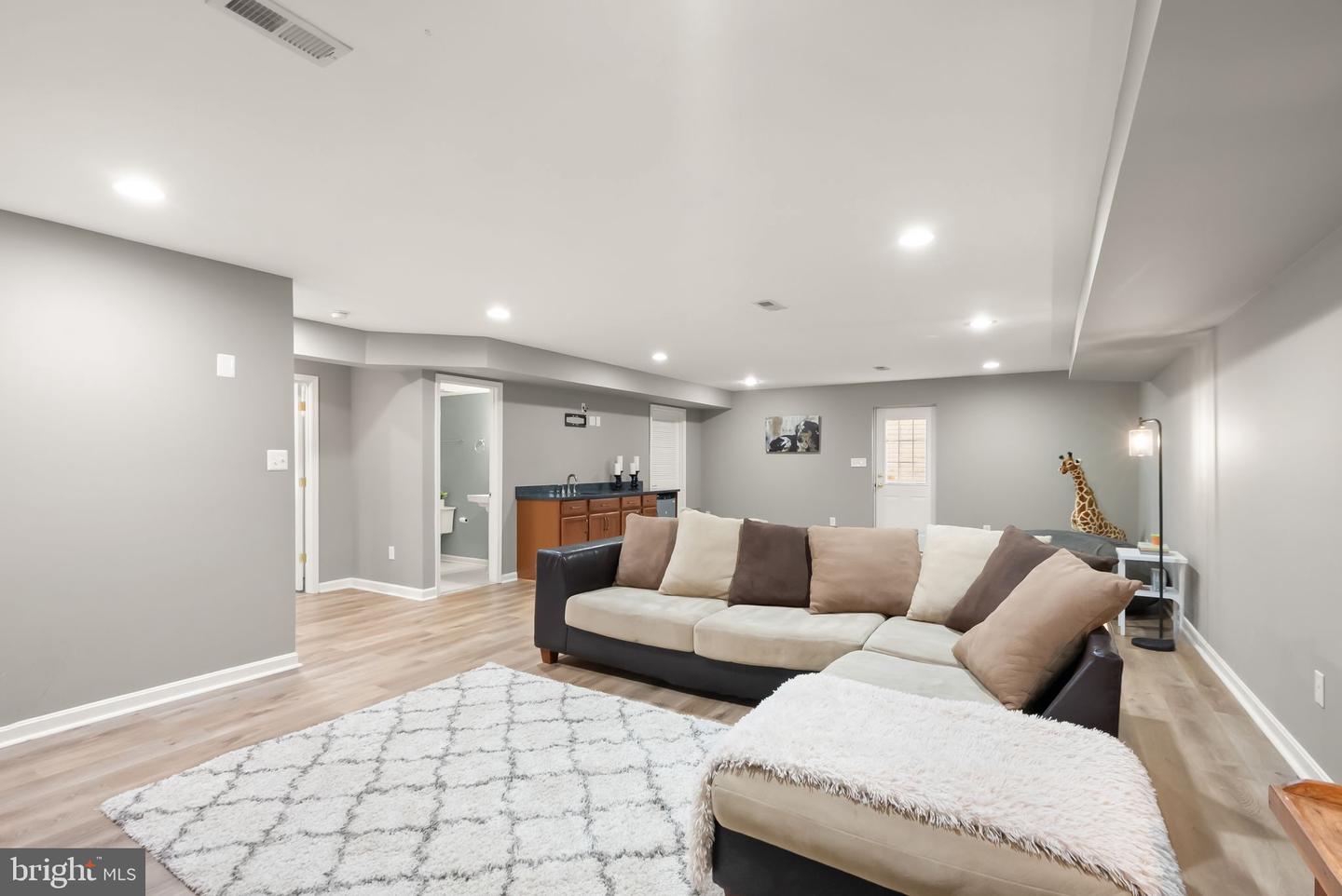 20413 PECKHAM ST, ASHBURN, Virginia 20147, 4 Bedrooms Bedrooms, ,3 BathroomsBathrooms,Residential,For sale,20413 PECKHAM ST,VALO2114202 MLS # VALO2114202 20413 PECKHAM ST, ASHBURN, Virginia 20147, 4 Bedrooms Bedrooms, ,3 BathroomsBathrooms,Residential,For sale,20413 PECKHAM ST,VALO2114202 MLS # VALO2114202